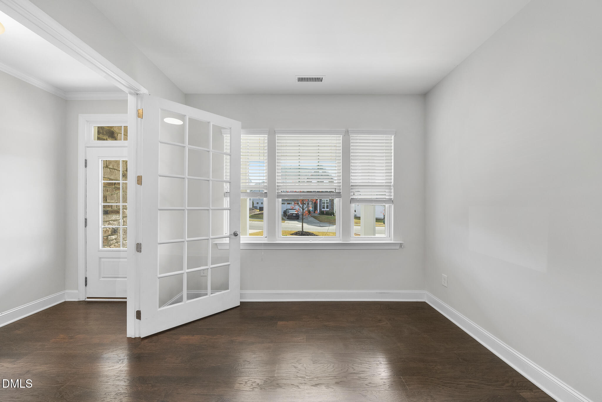 property viewer photo 15