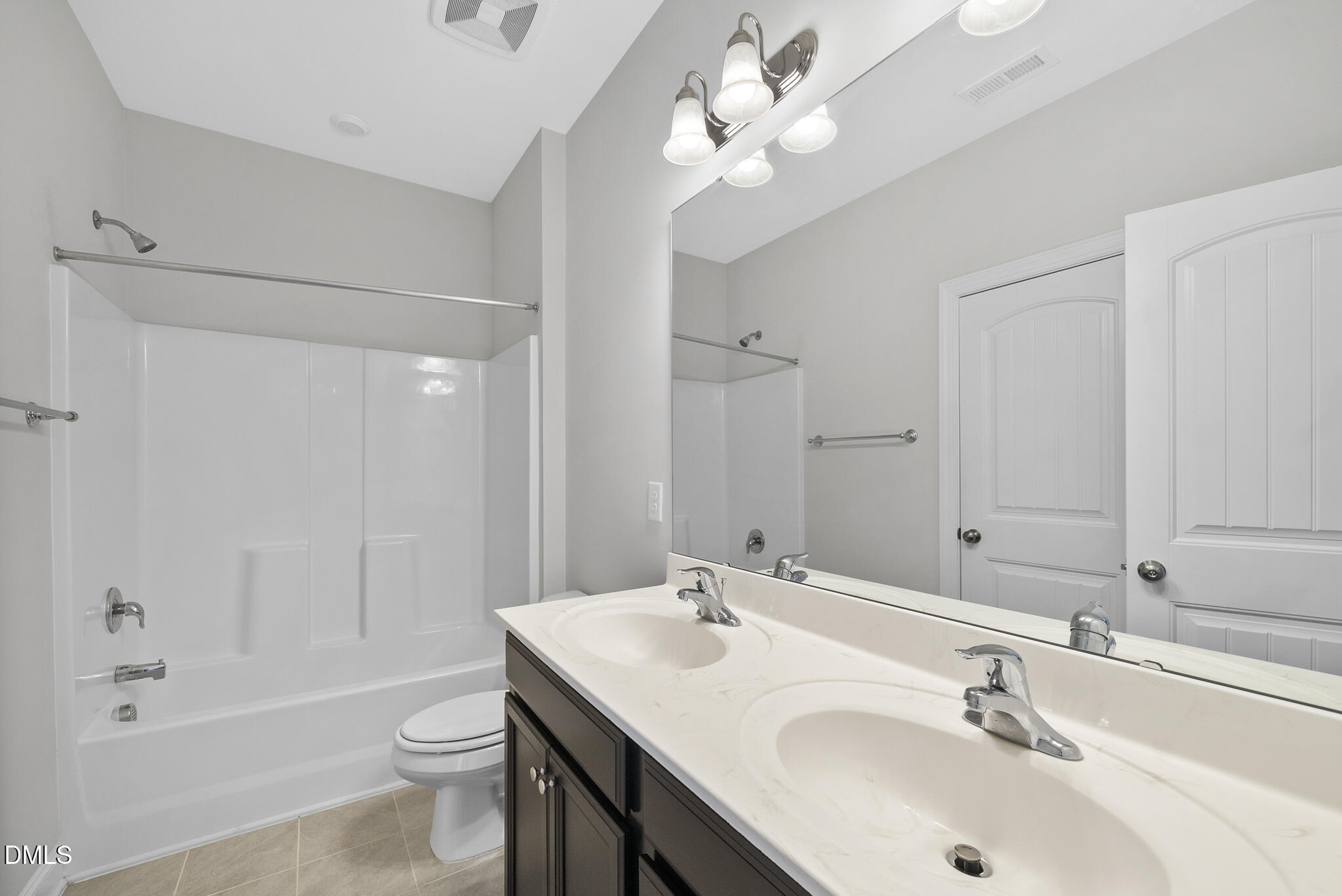 property viewer photo 25