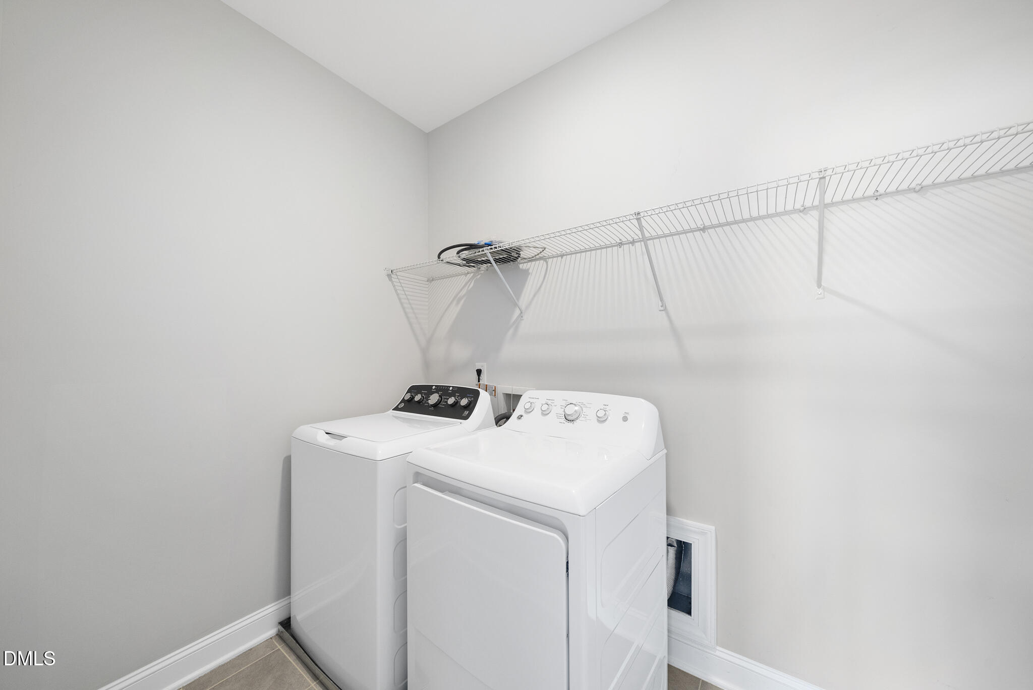 property viewer photo 26