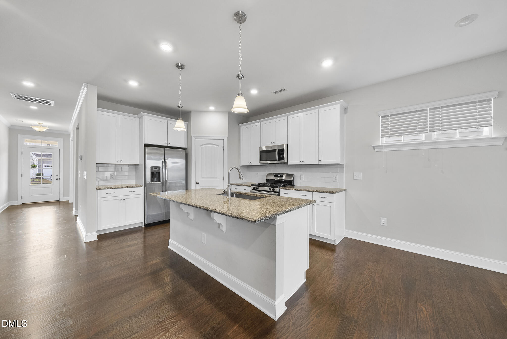 property viewer photo 7