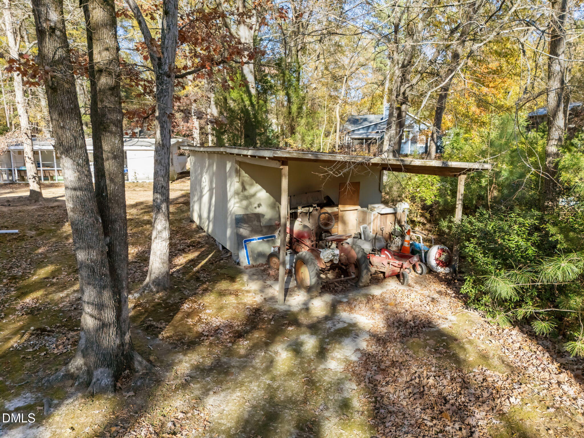 main property photo 14