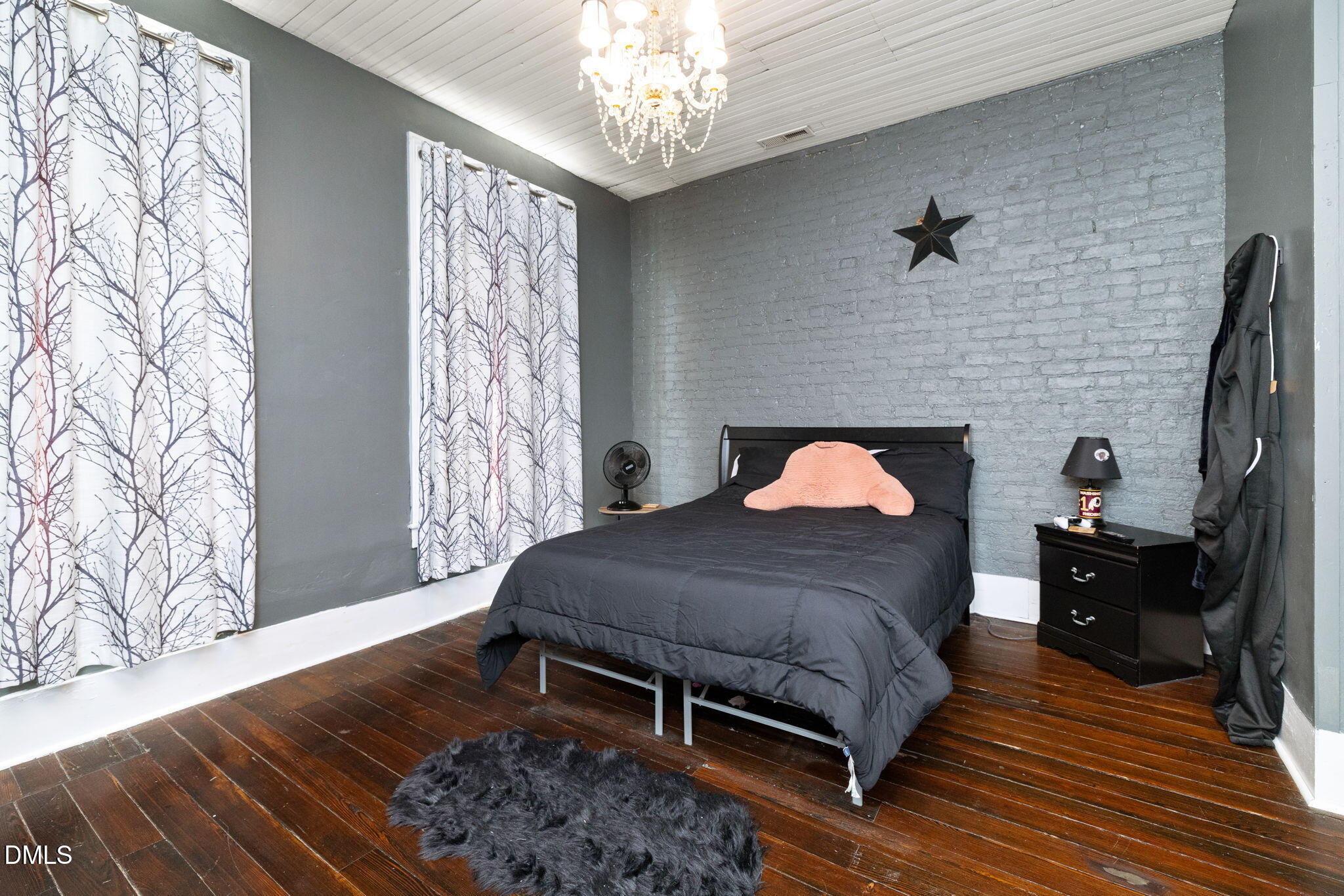 main property photo 43