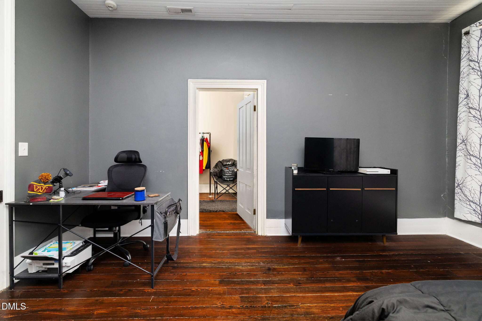 main property photo 44