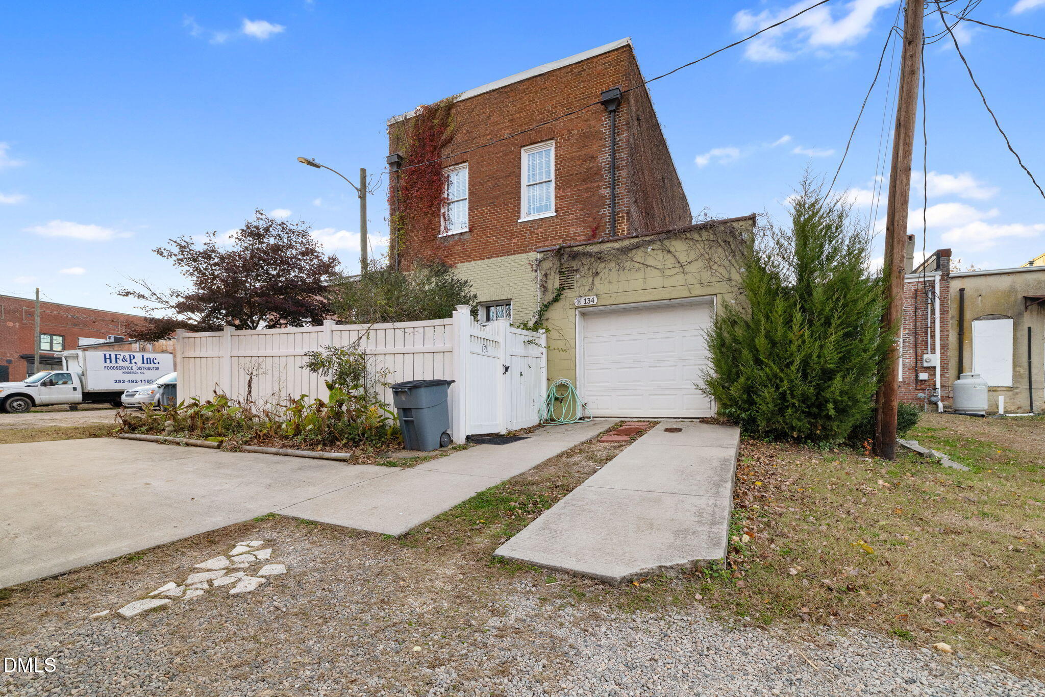 main property photo 48