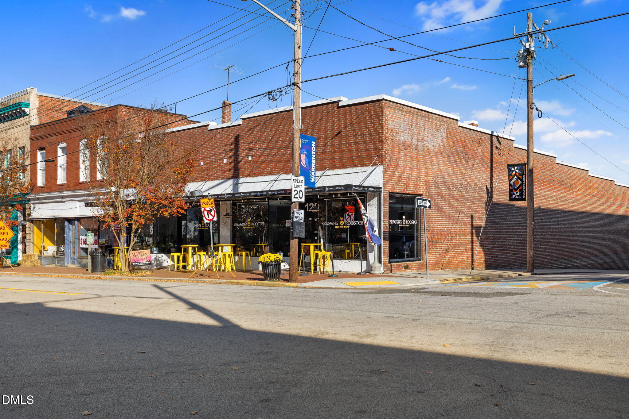 main property photo 8