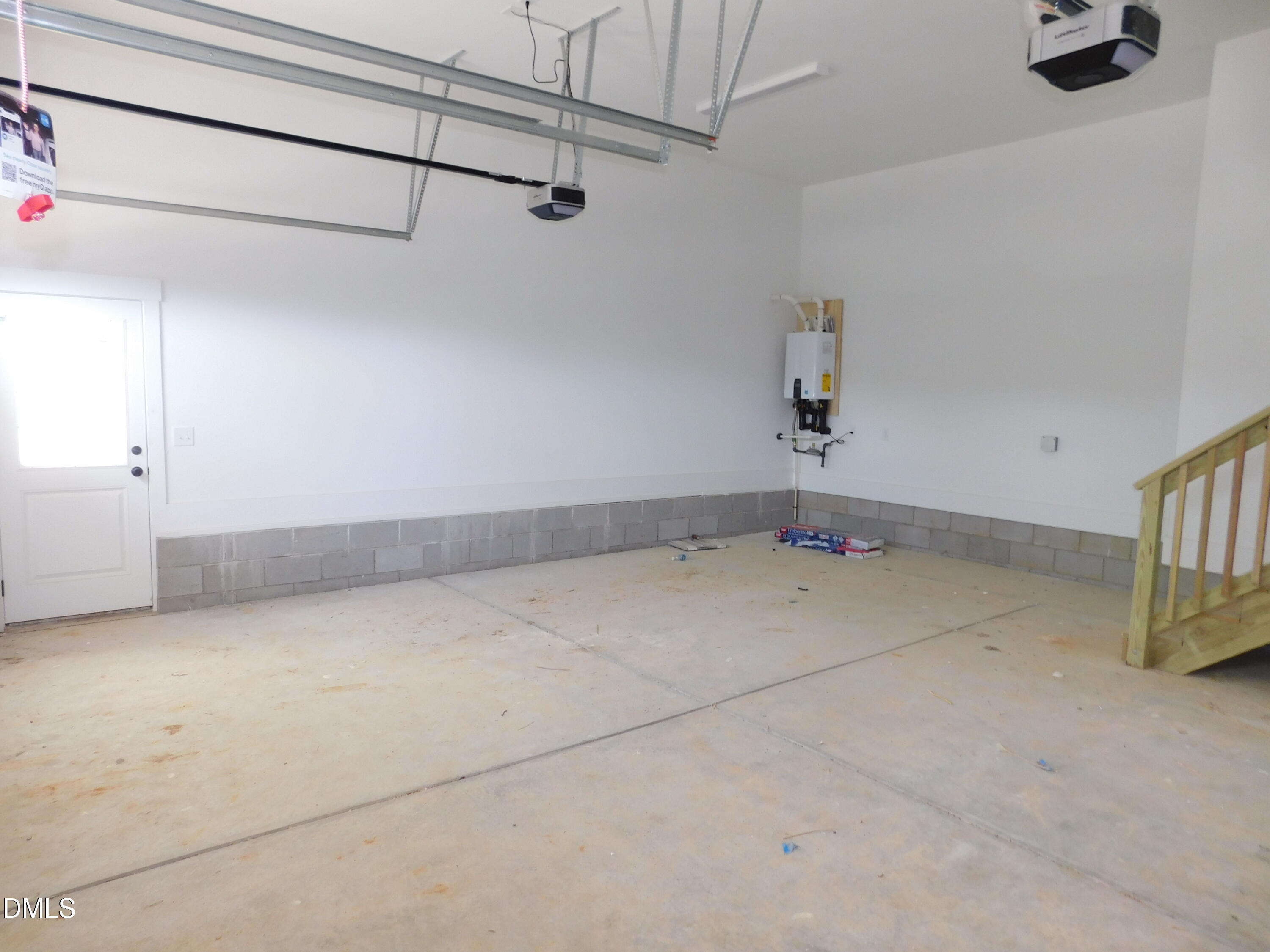 main property photo 54
