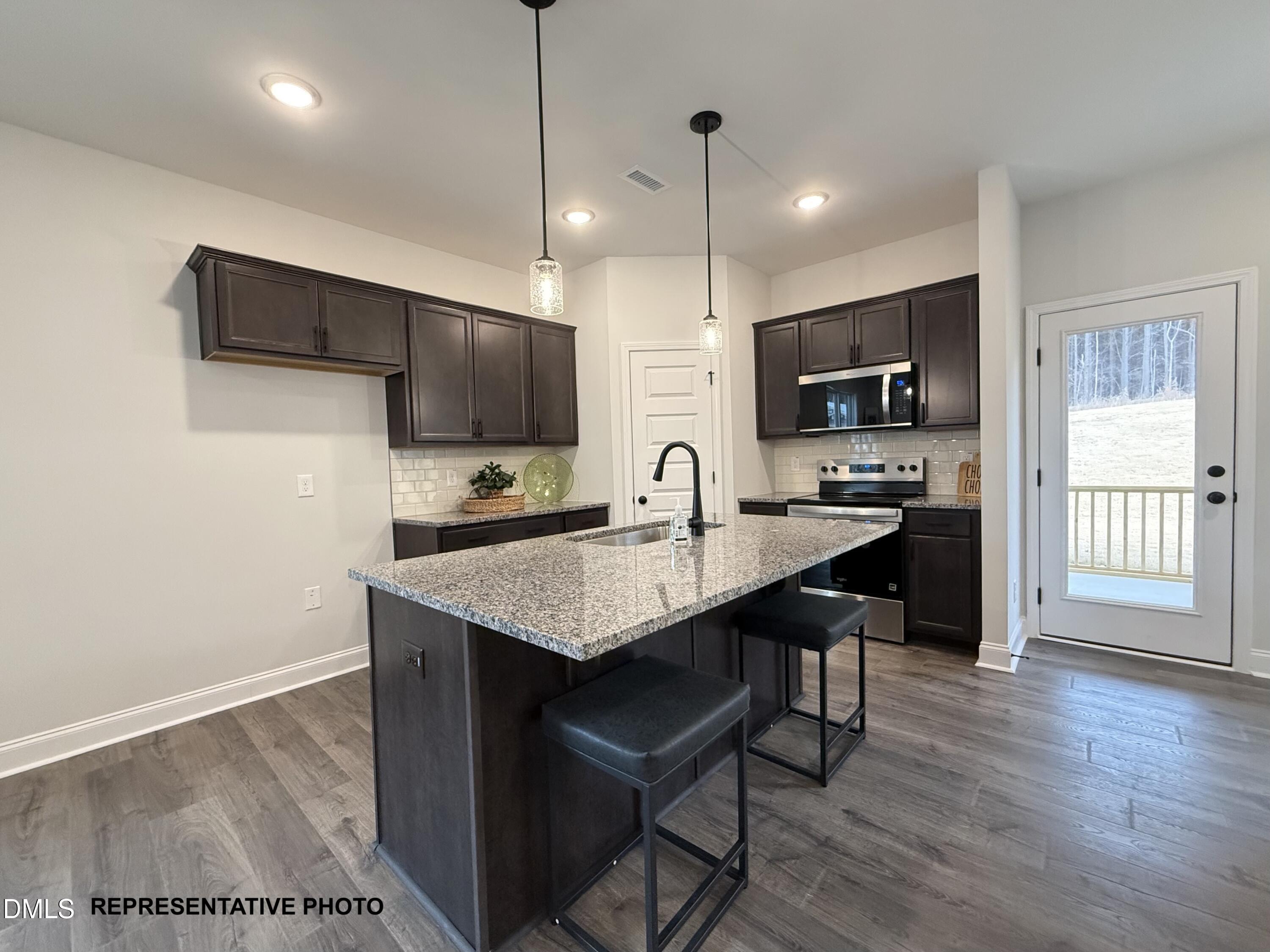 property viewer photo 2