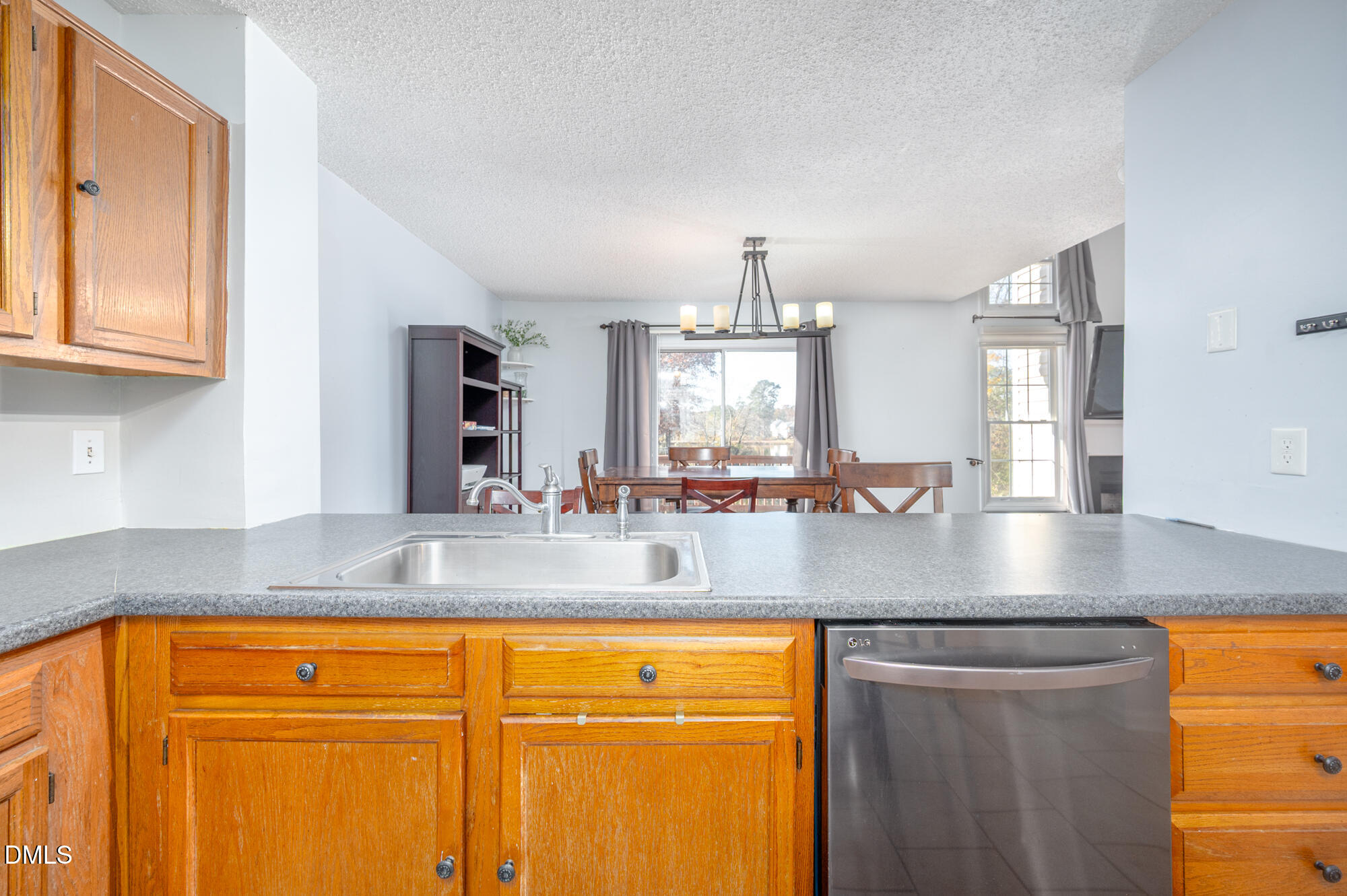 property viewer photo 11