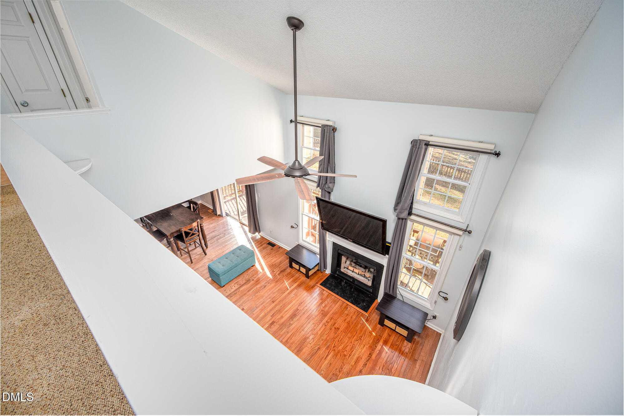 property viewer photo 19