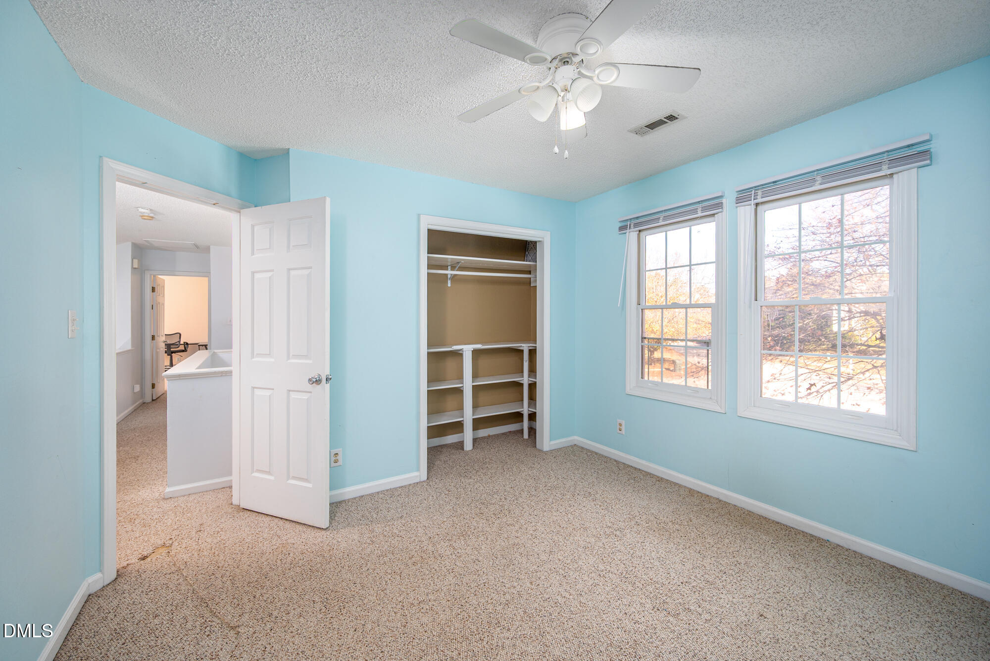 property viewer photo 23