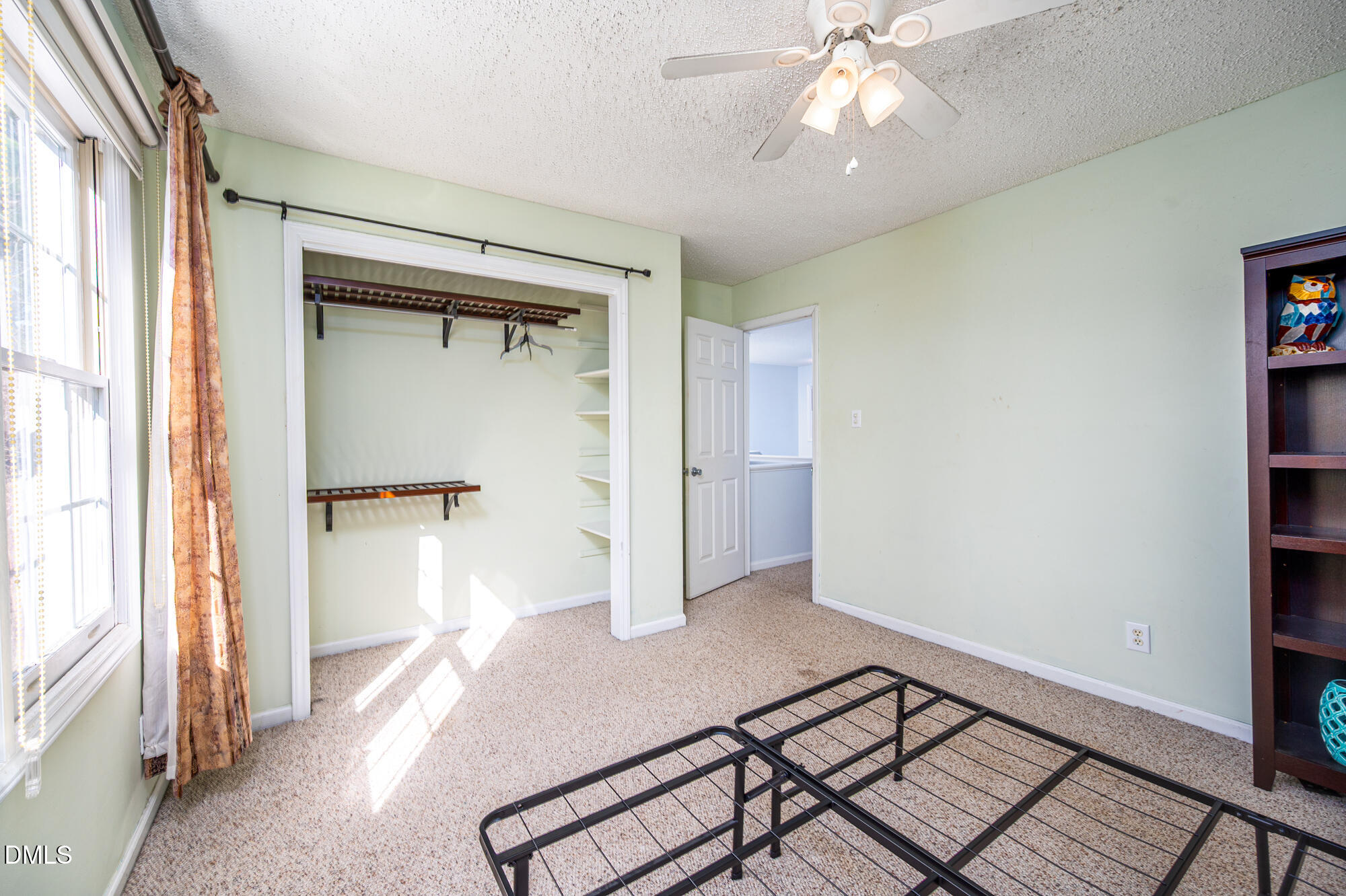 property viewer photo 26