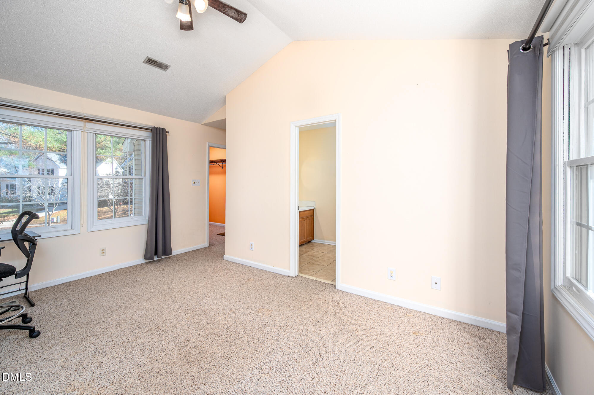 property viewer photo 29