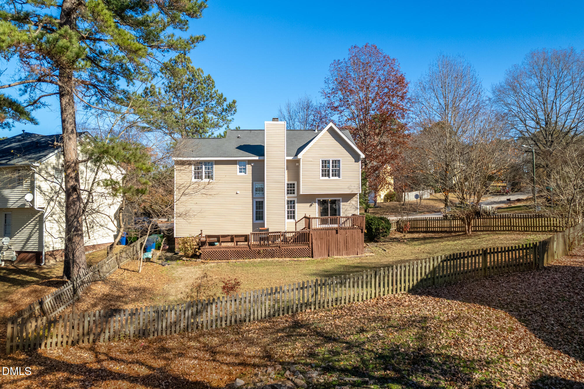 property viewer photo 42