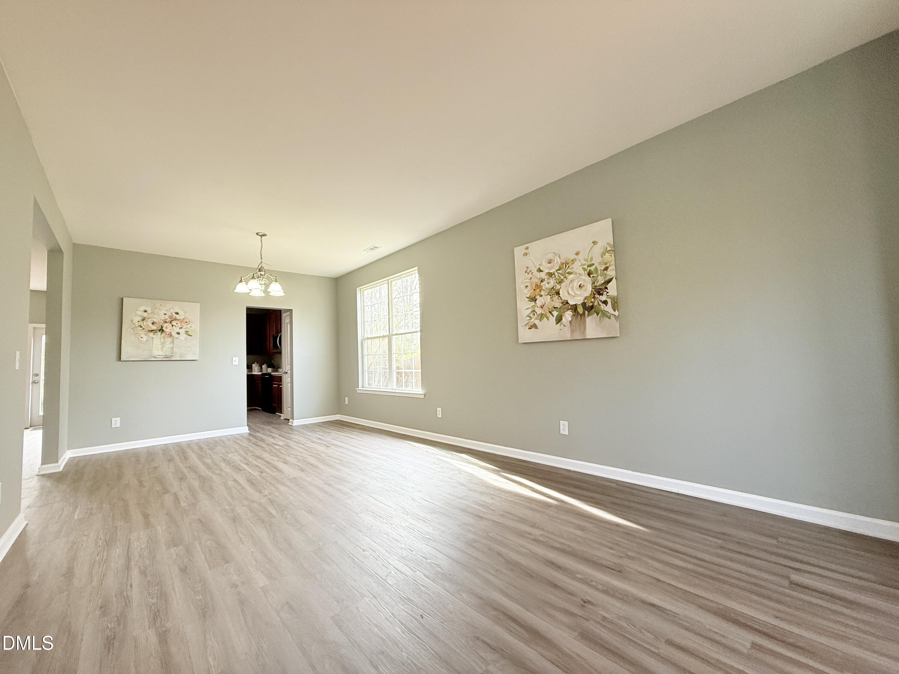 property viewer photo 1