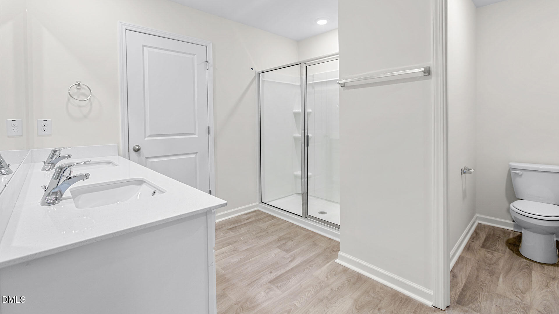 property viewer photo 19