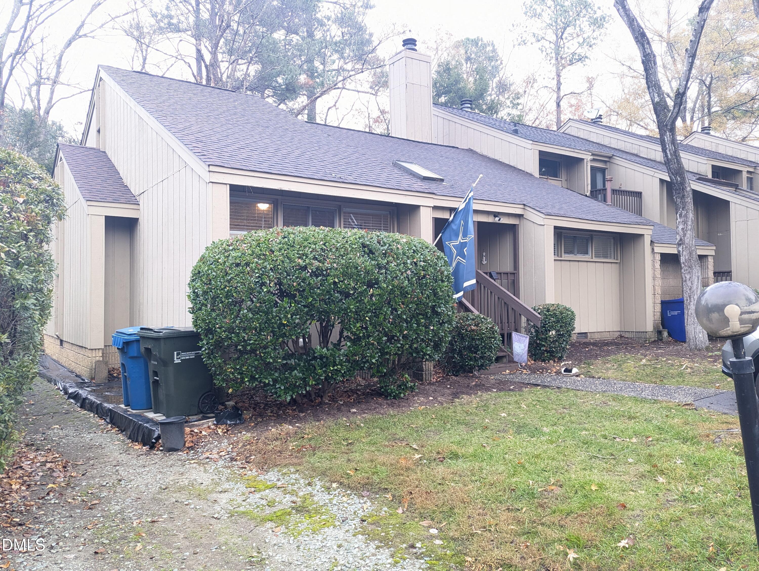 property viewer photo 1