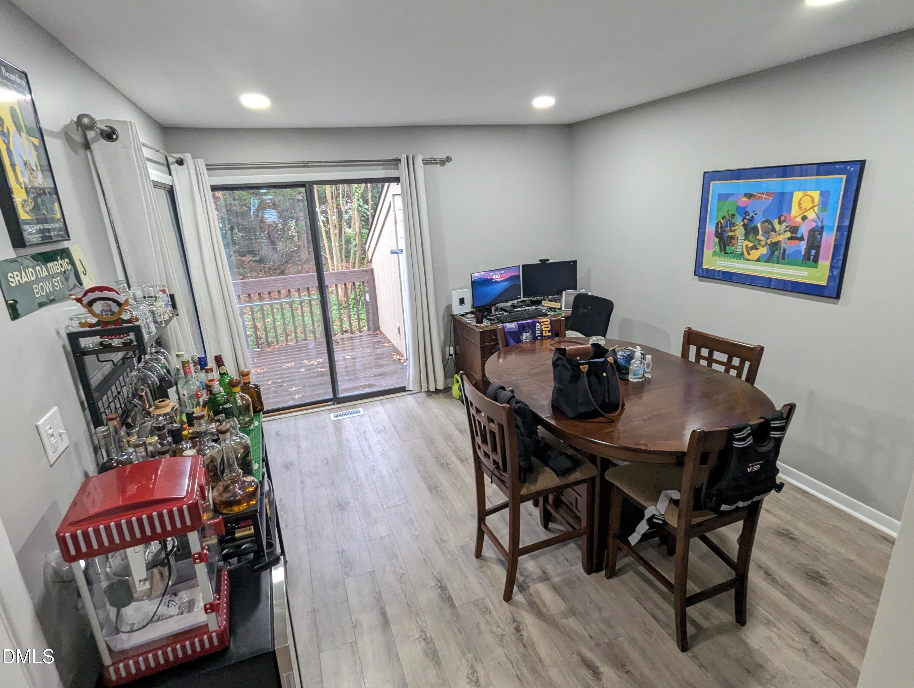 property viewer photo 5