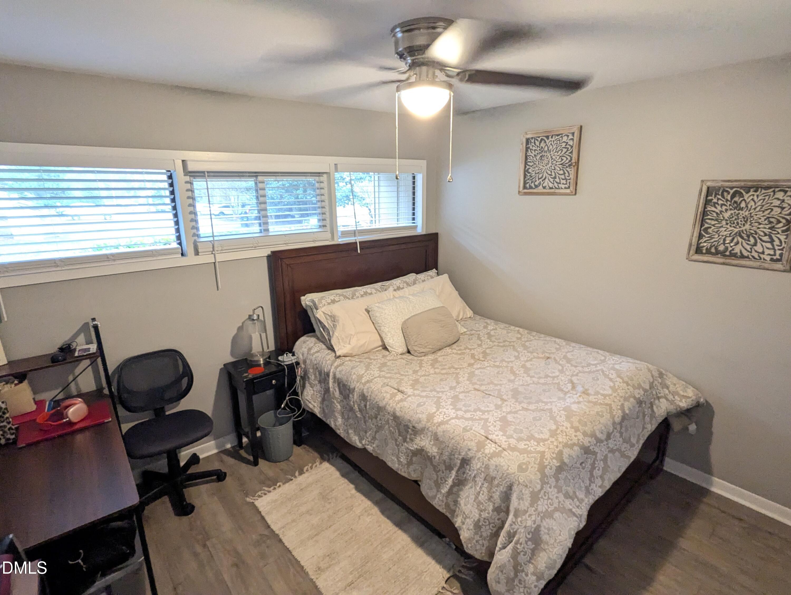property viewer photo 6