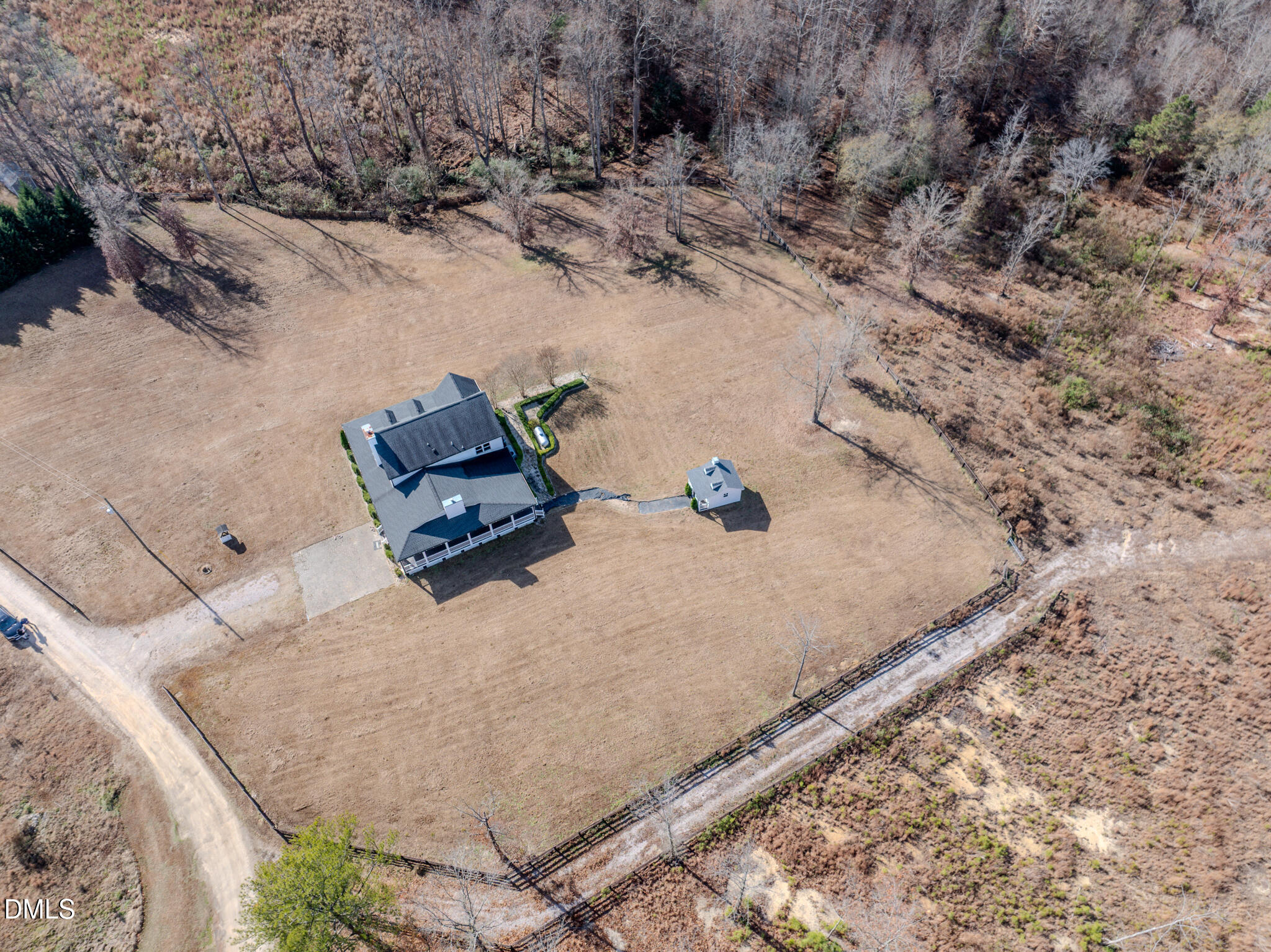 main property photo 49