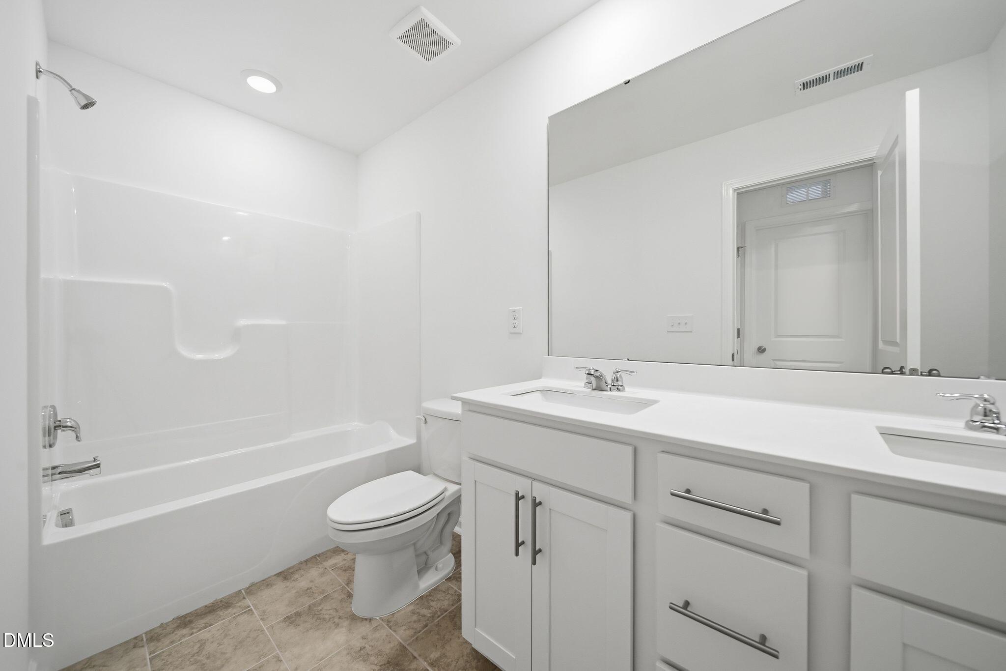 property viewer photo 13