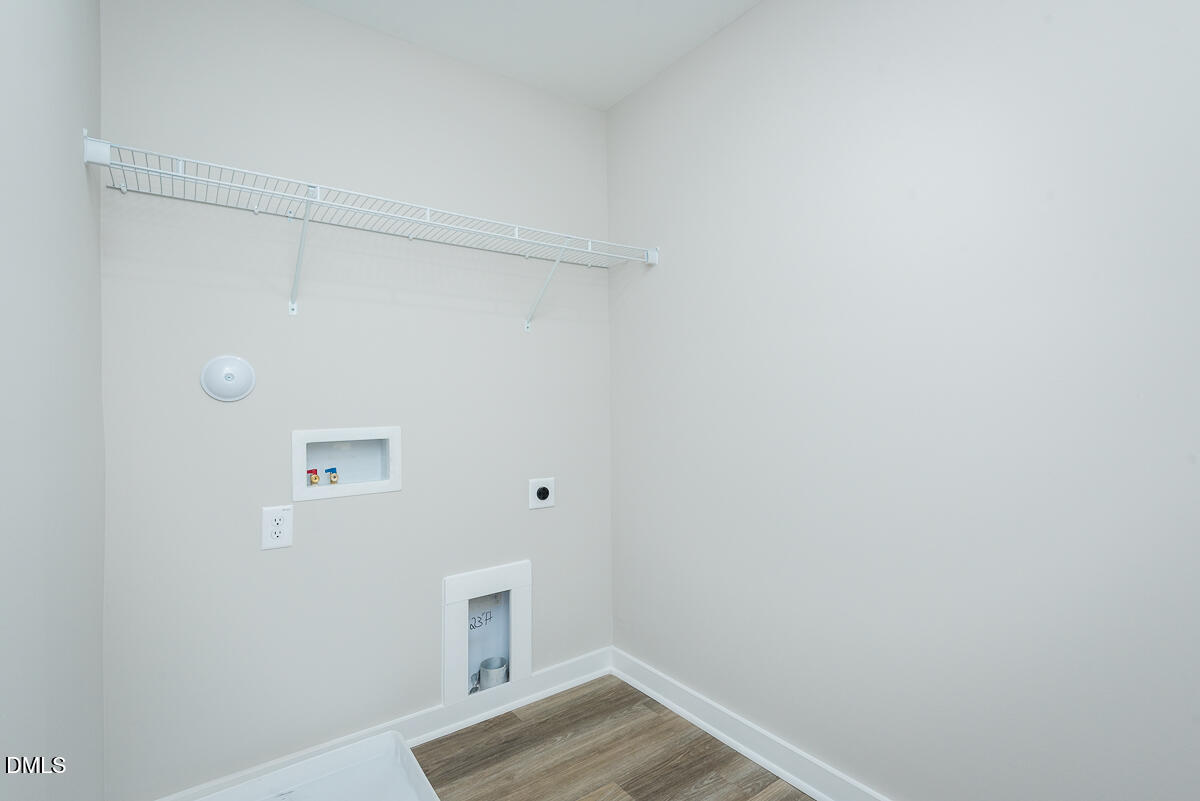 property viewer photo 16