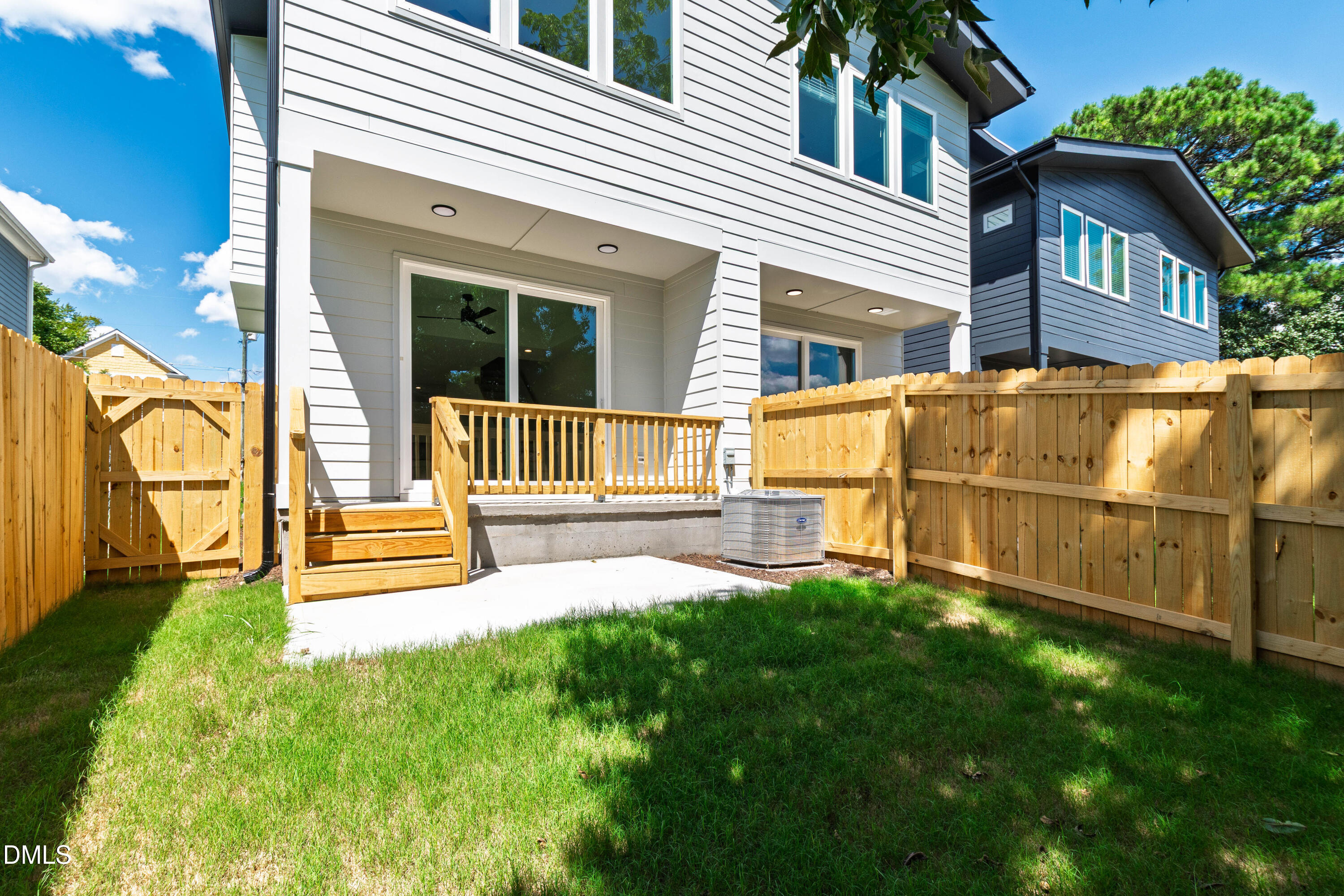 main property photo 49
