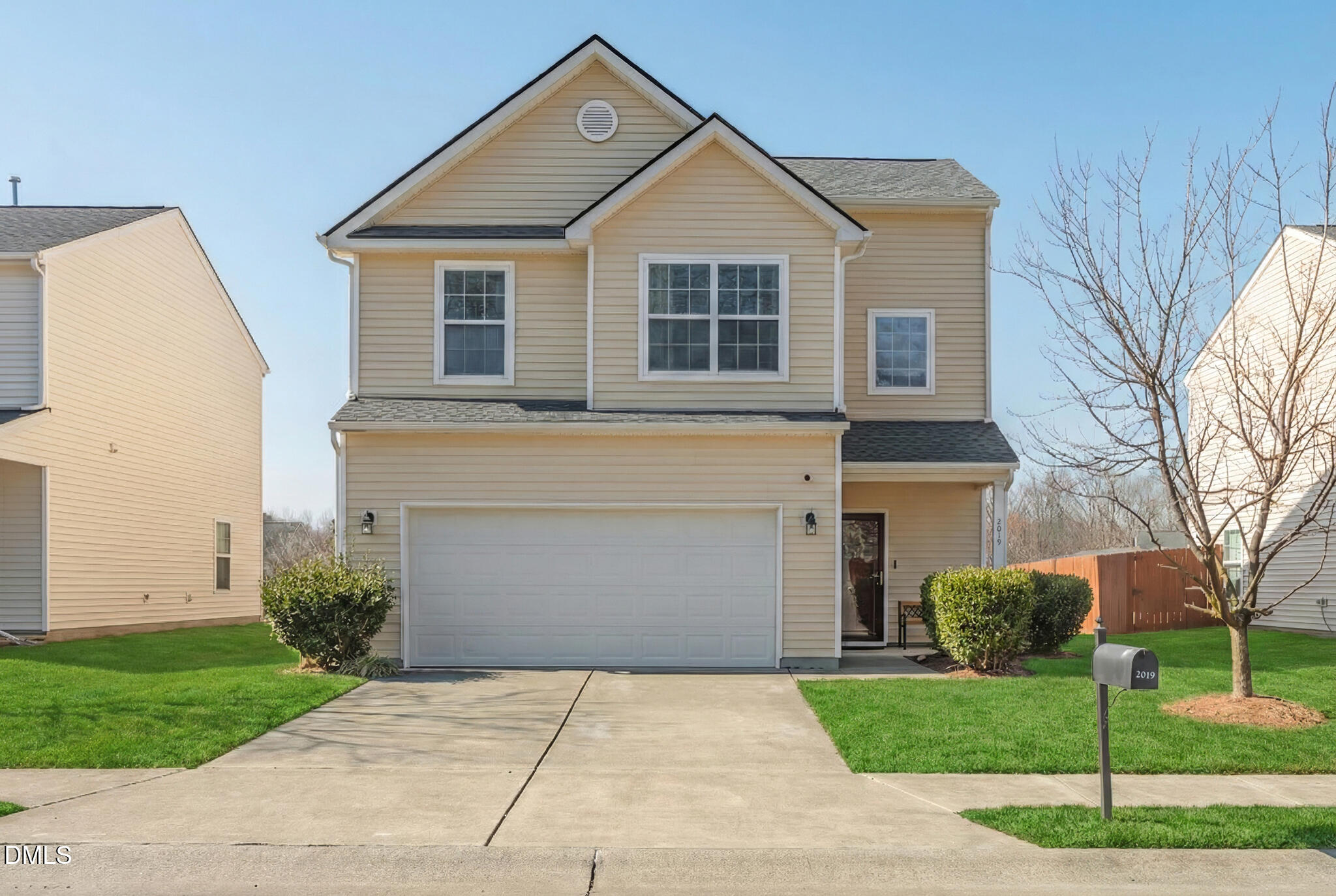 main property photo 2