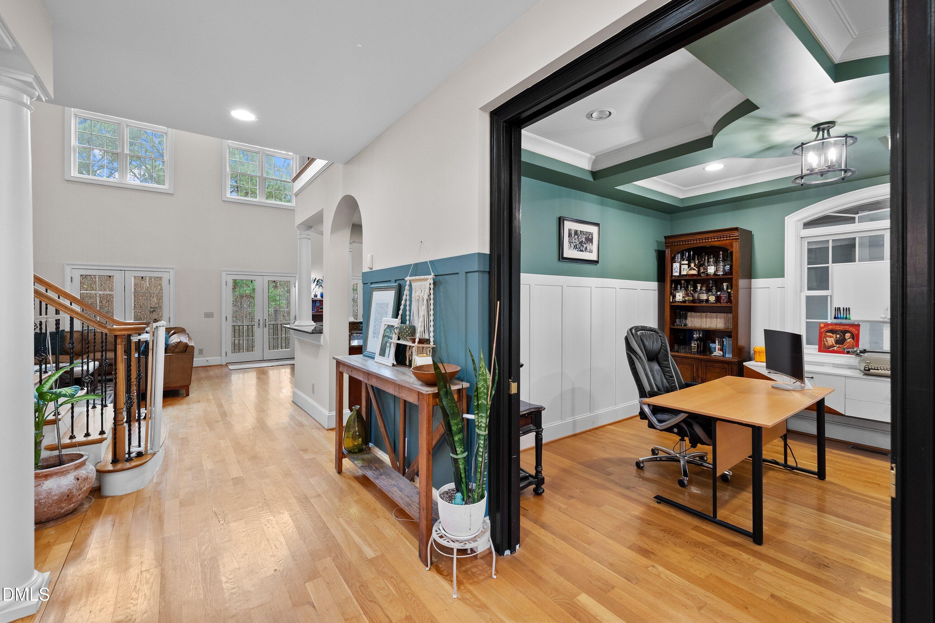 main property photo 11