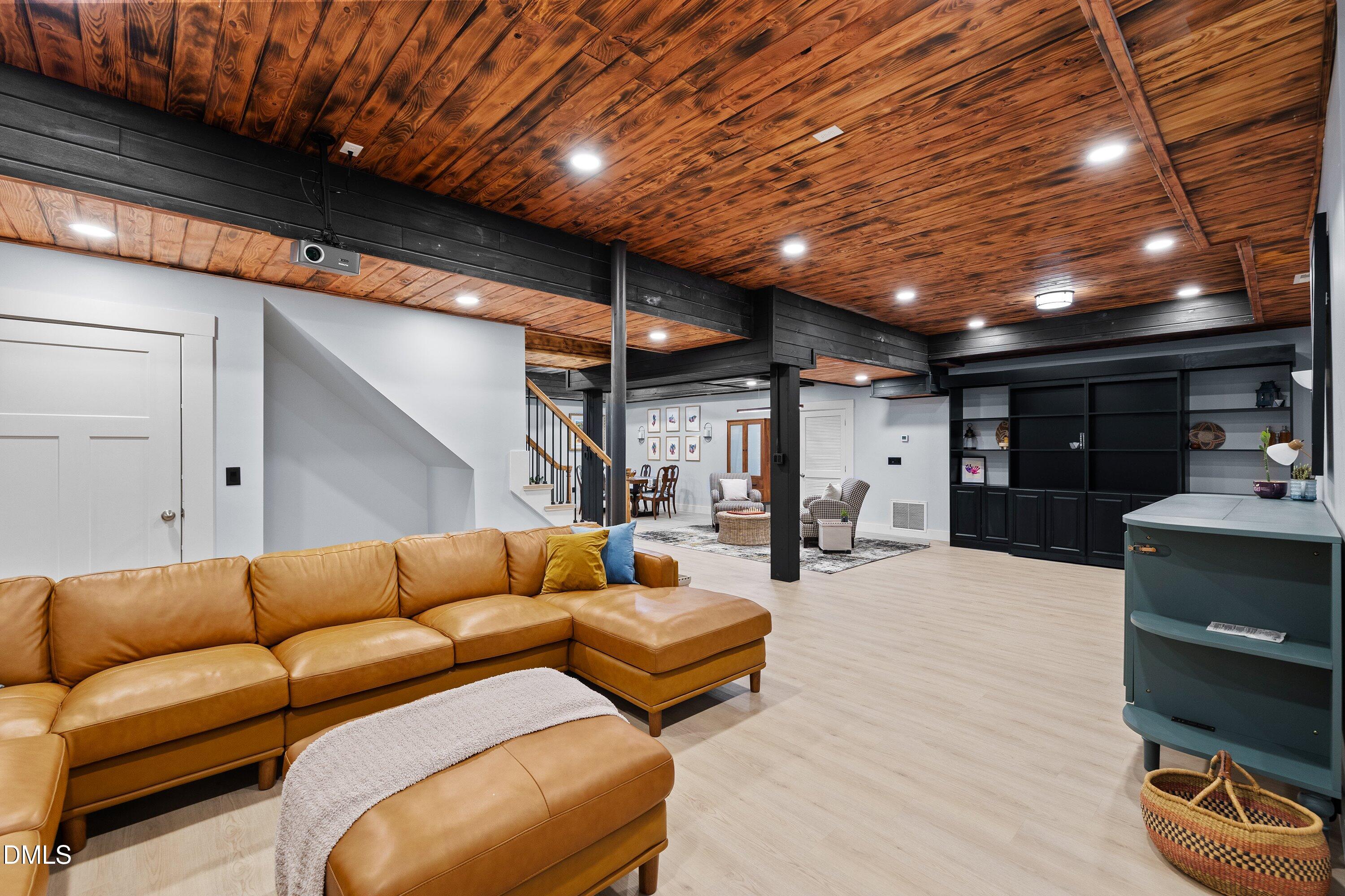 main property photo 64
