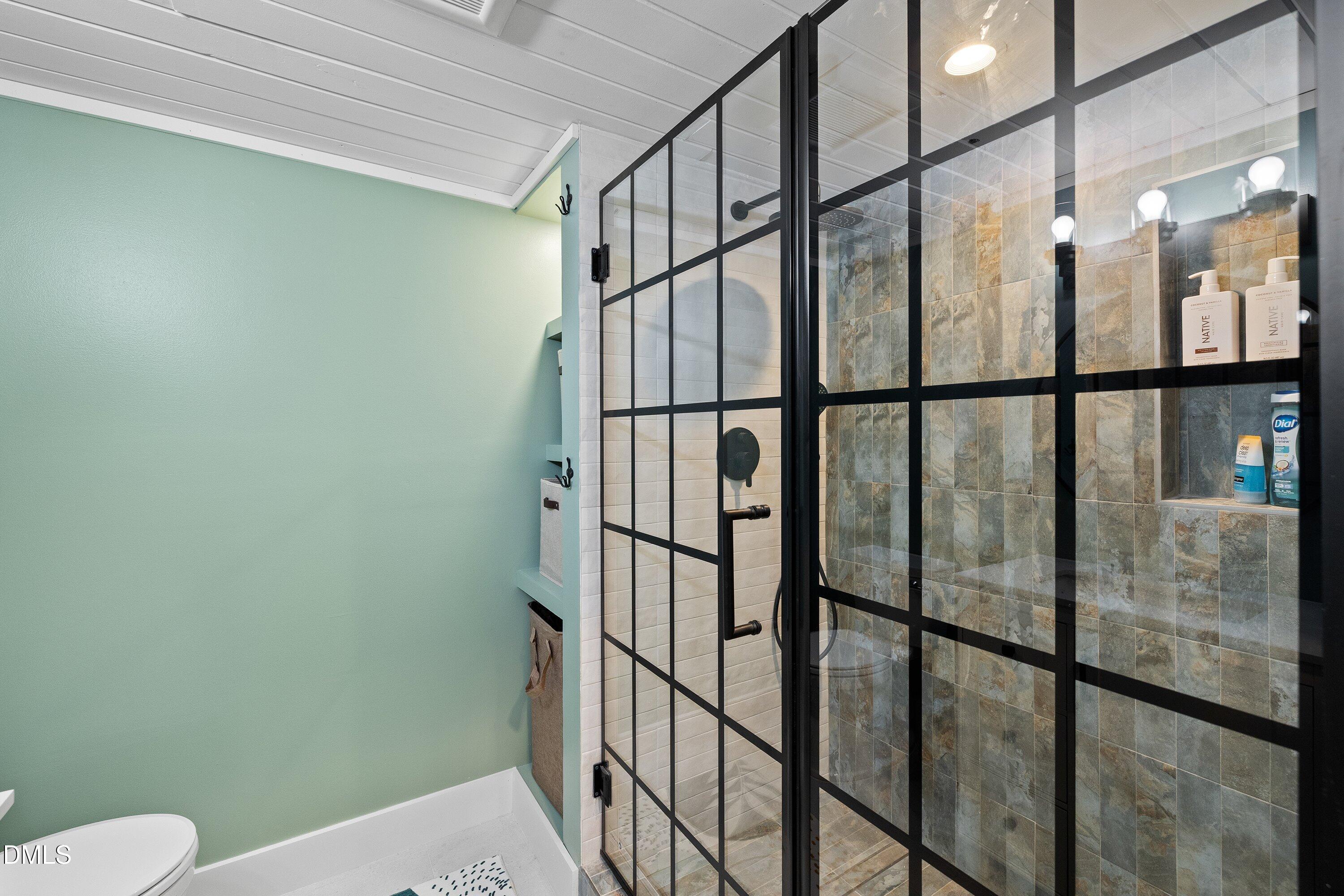 main property photo 76