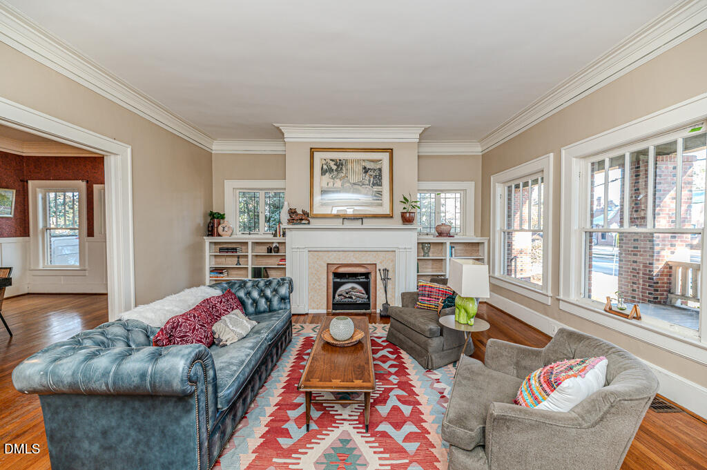 main property photo 17