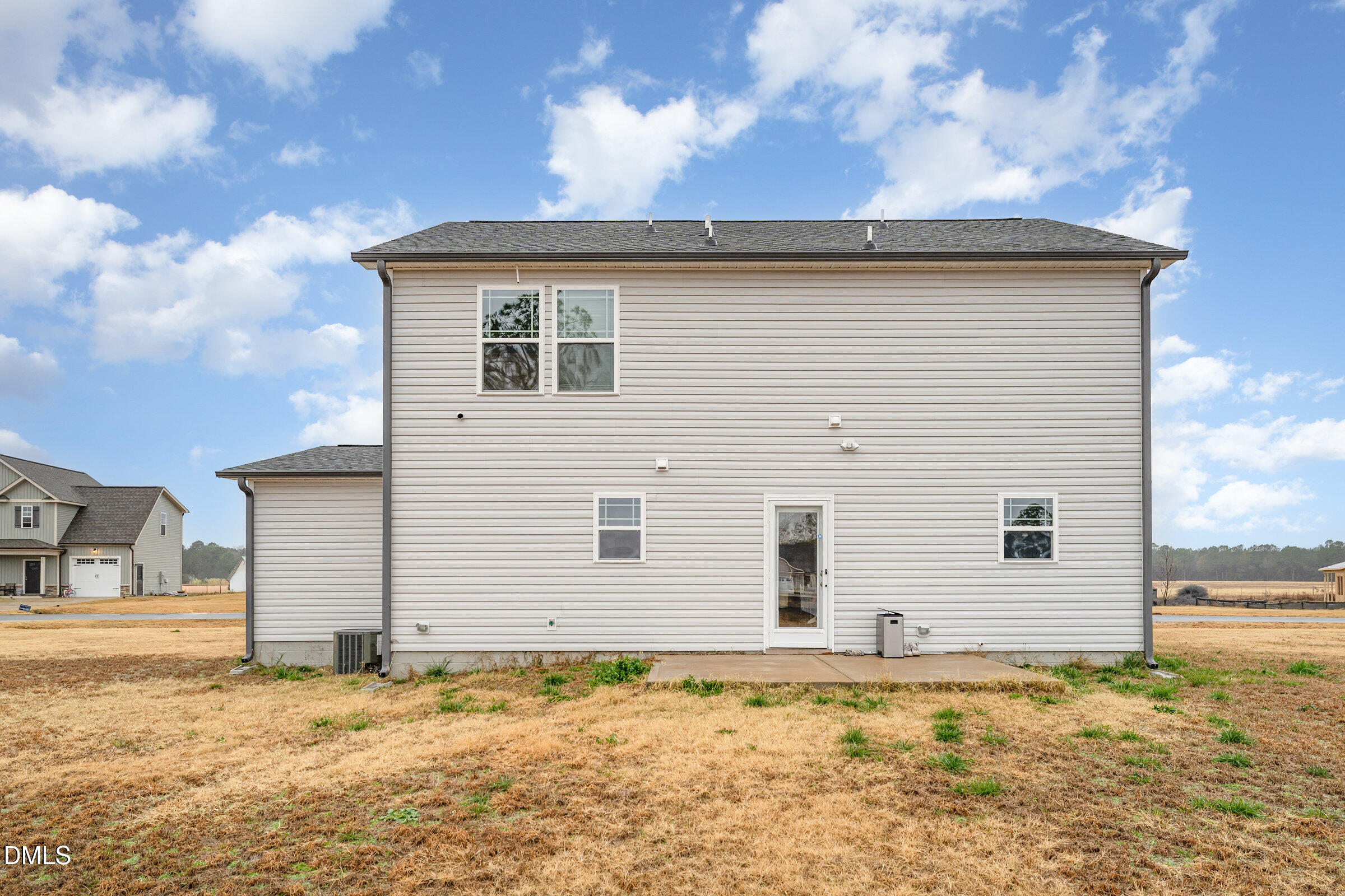 main property photo 31