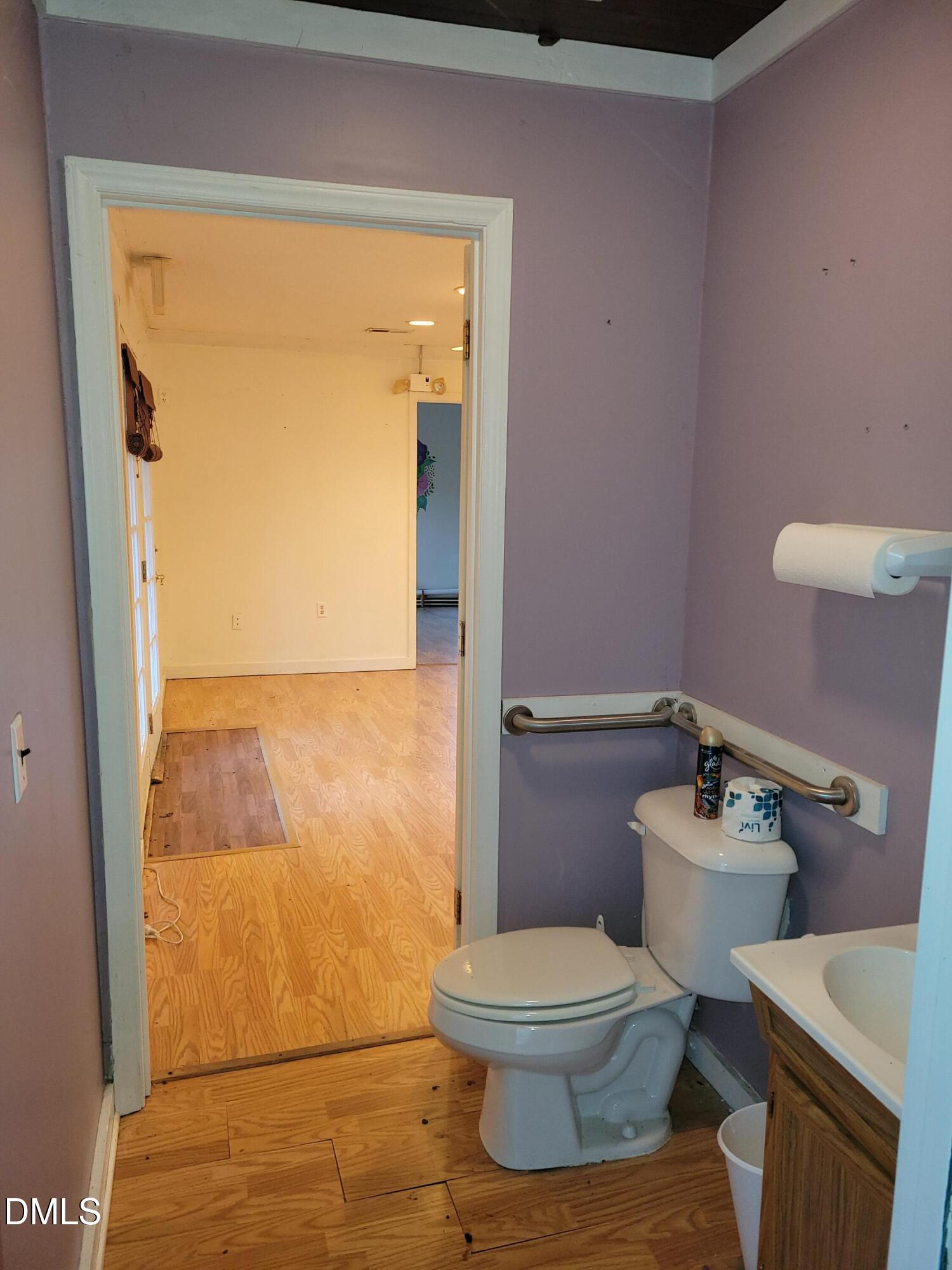 main property photo 30
