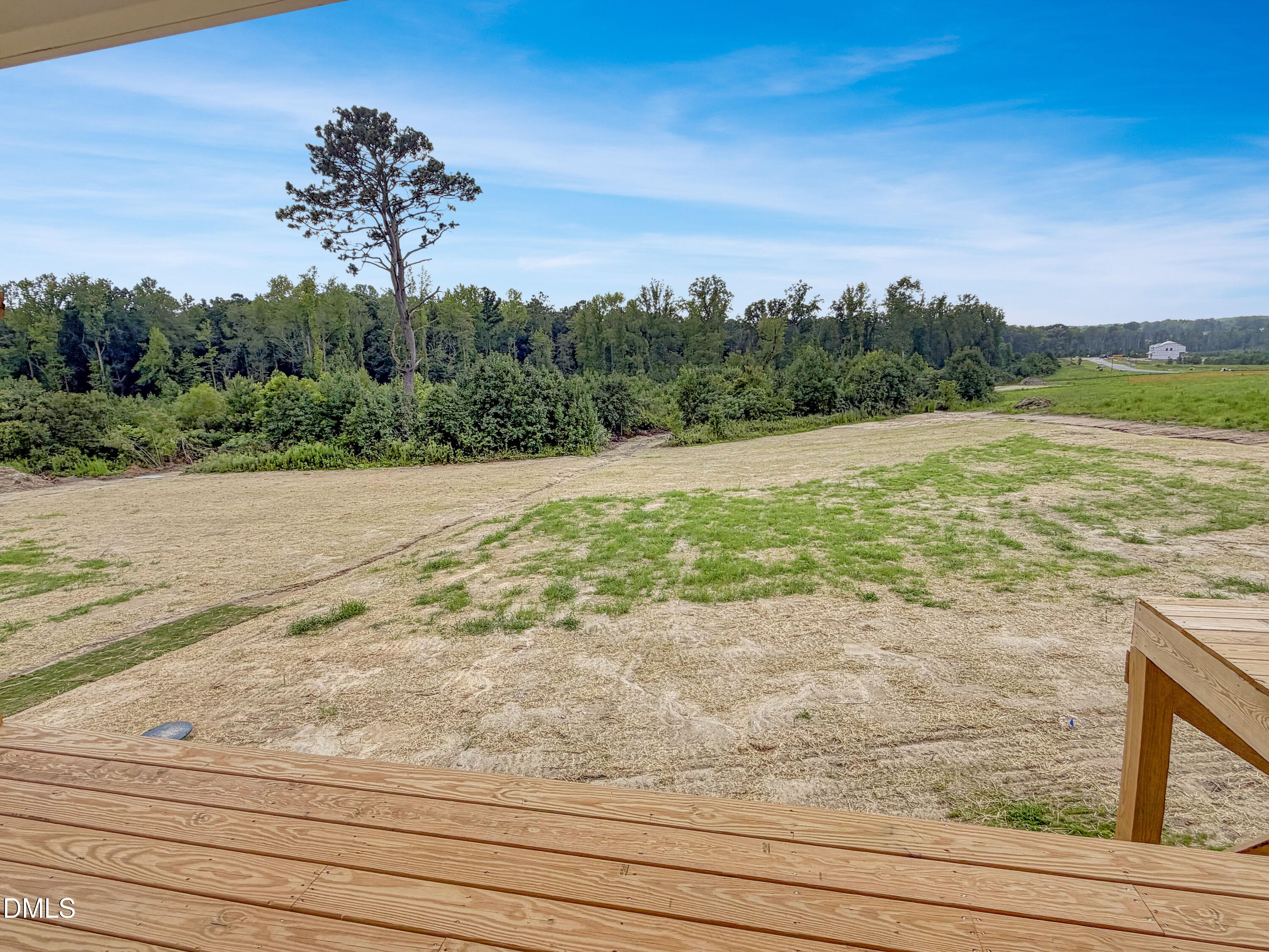 main property photo 18