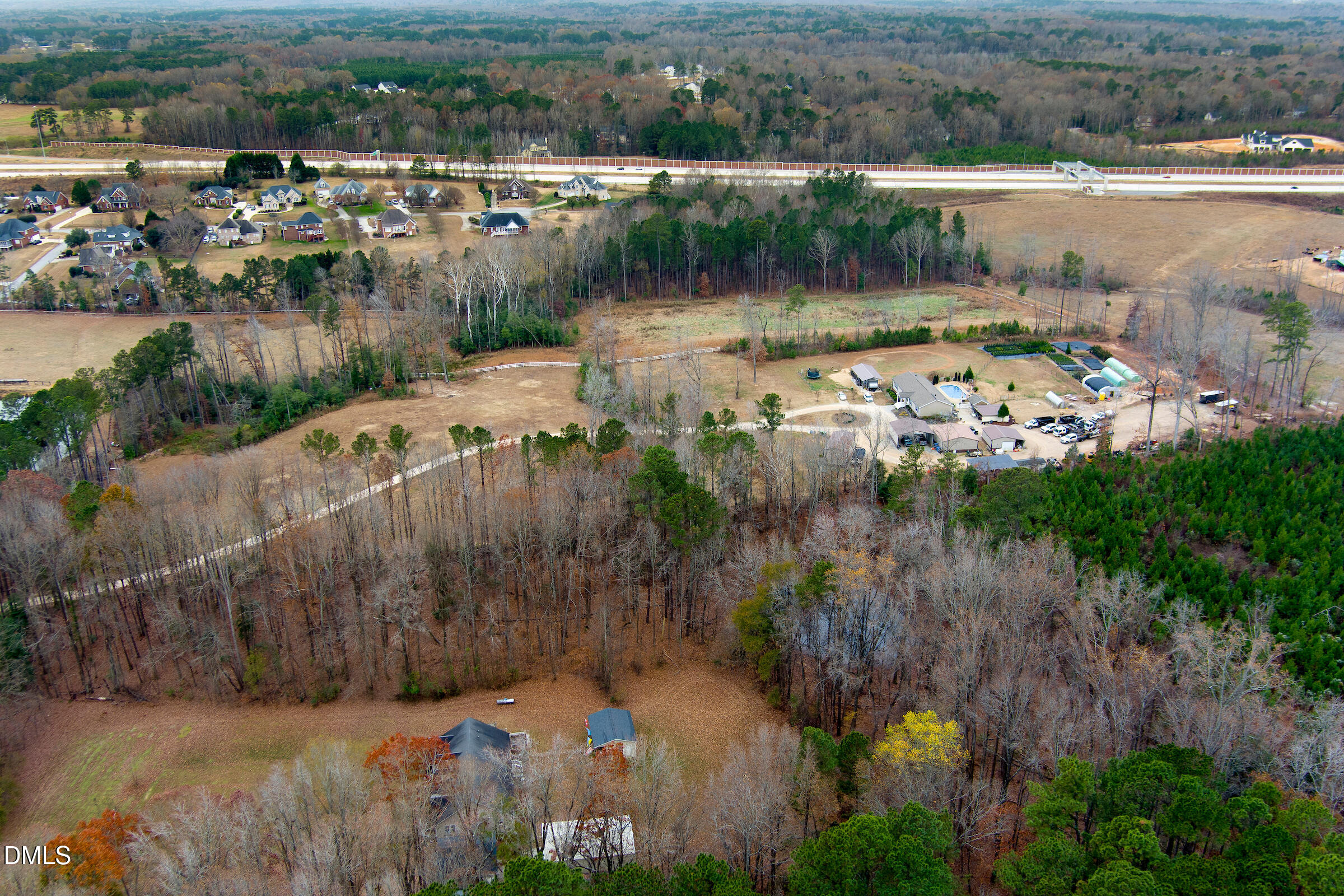 main property photo 4
