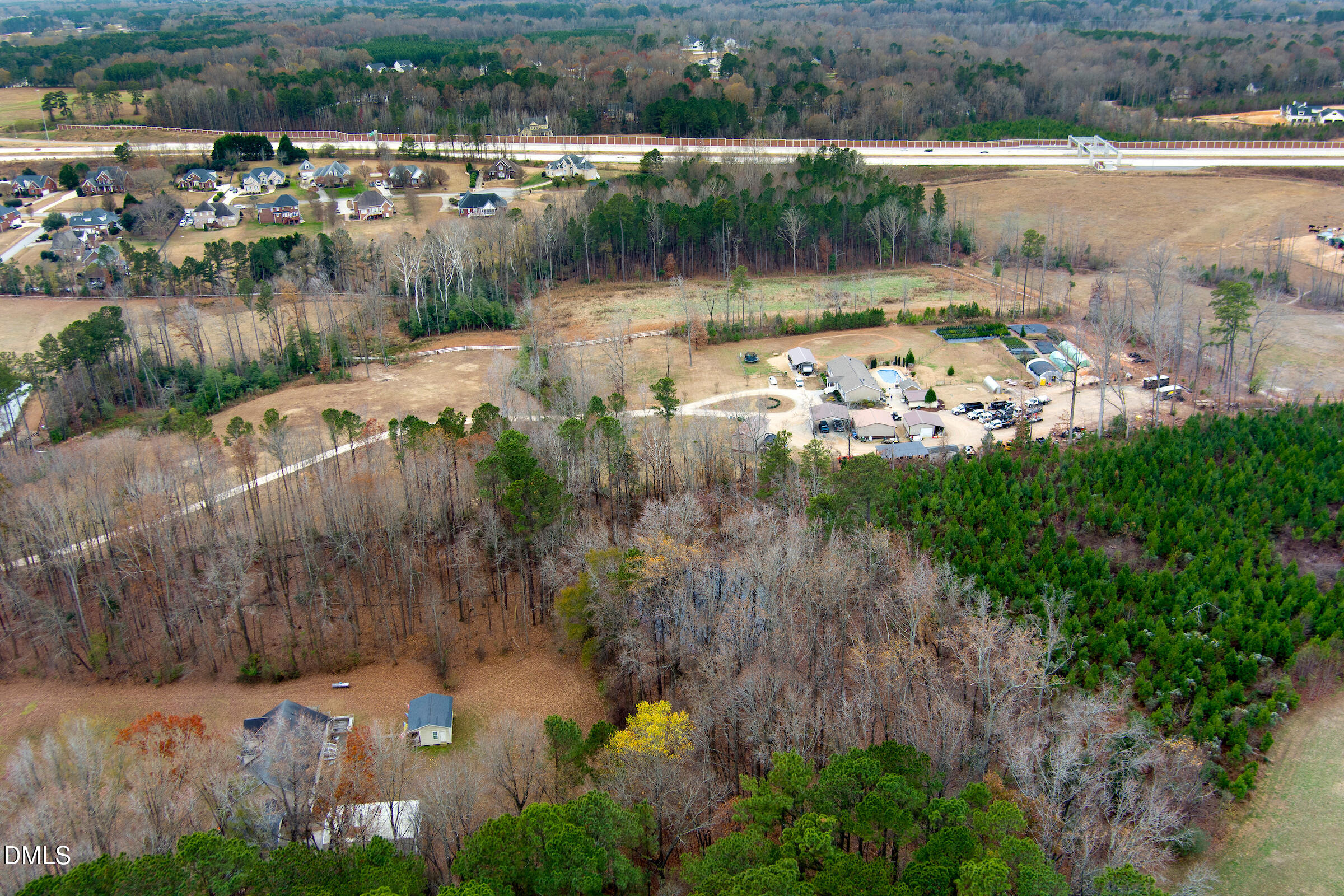 main property photo 6