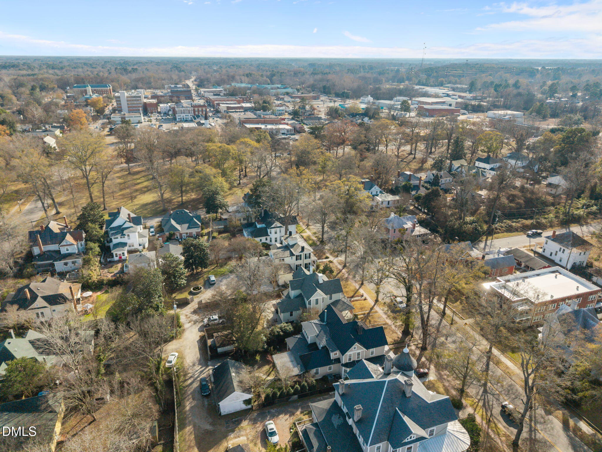 main property photo 12
