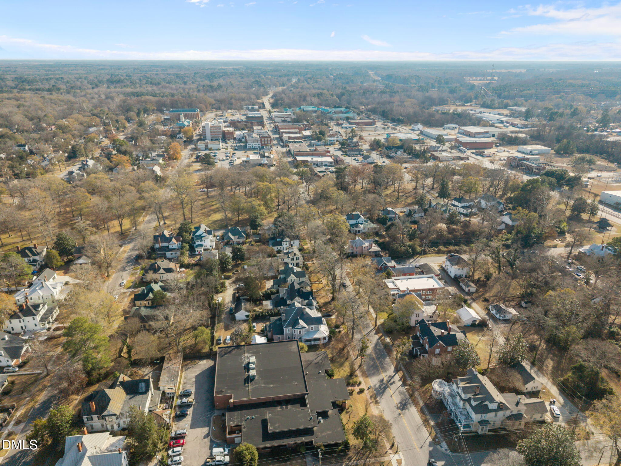 main property photo 16