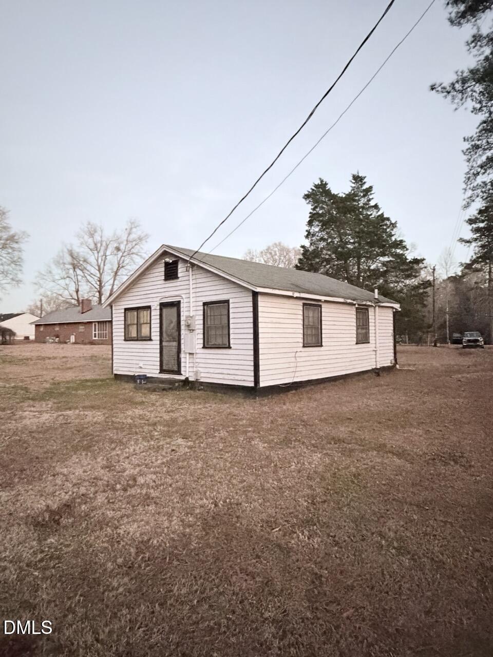 main property photo 7