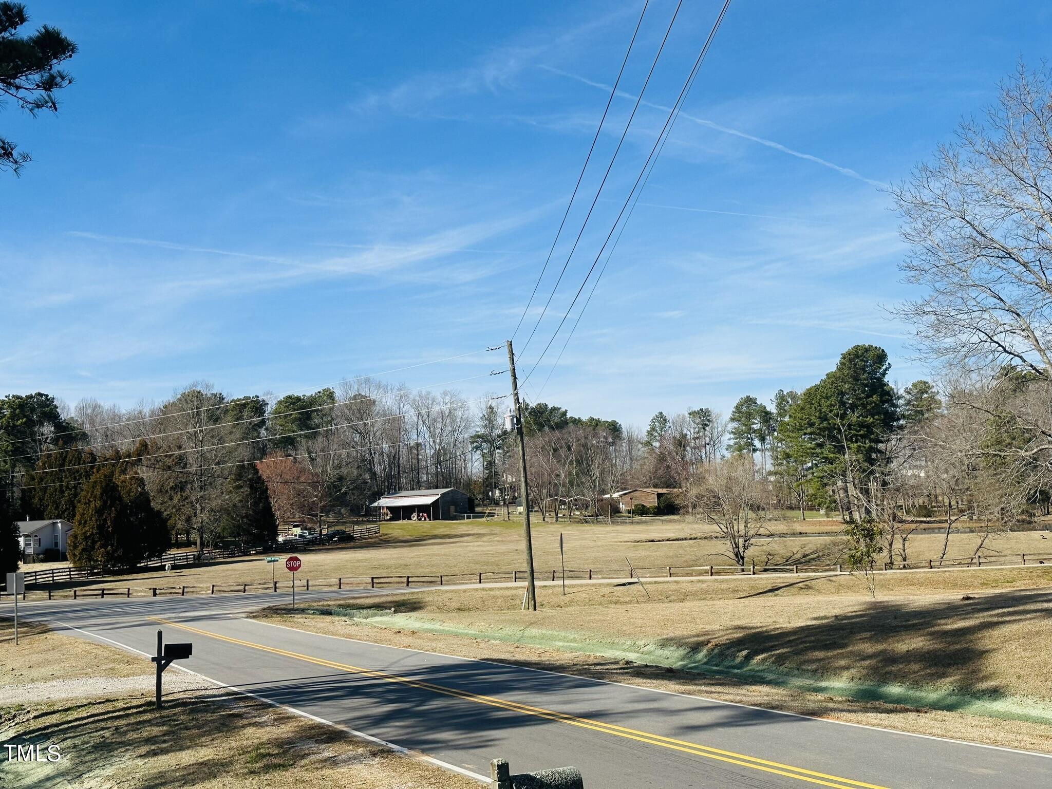 main property photo 5