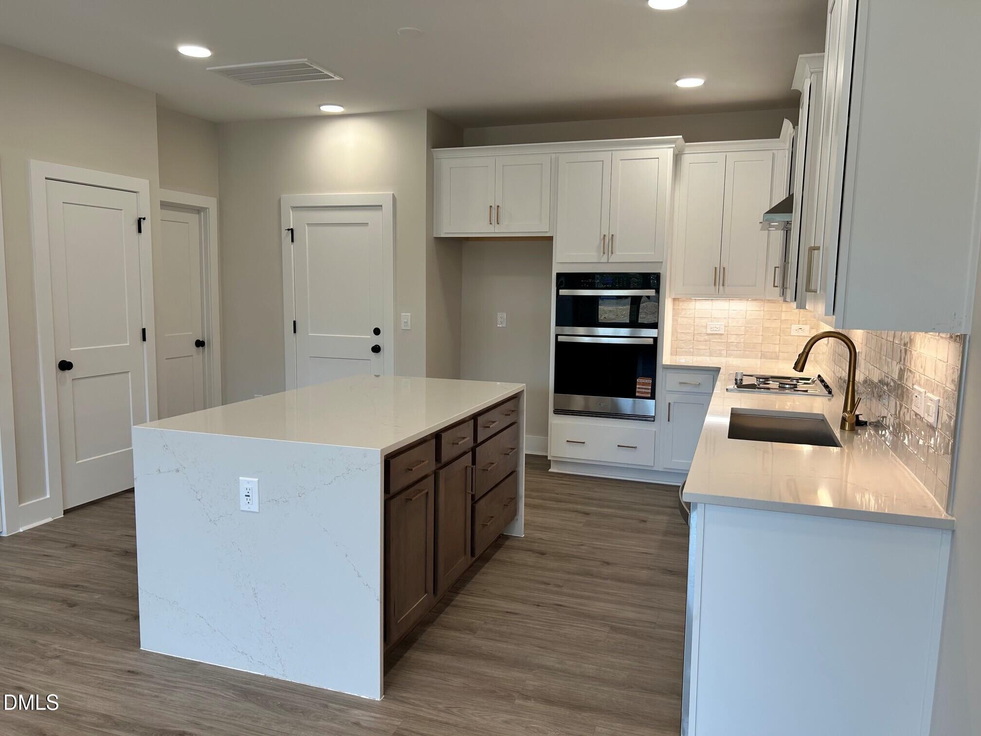 property viewer photo 2