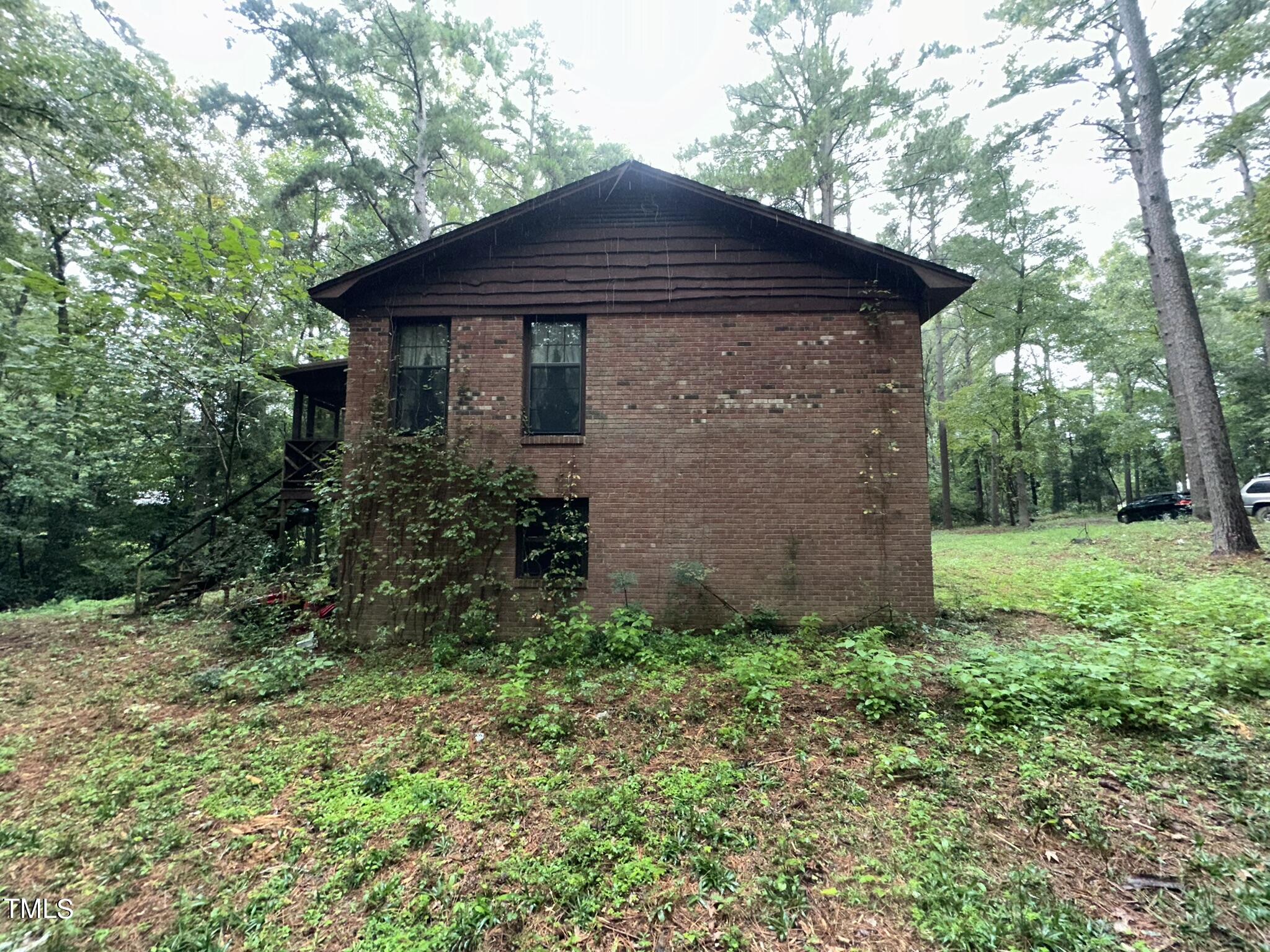 main property photo 51