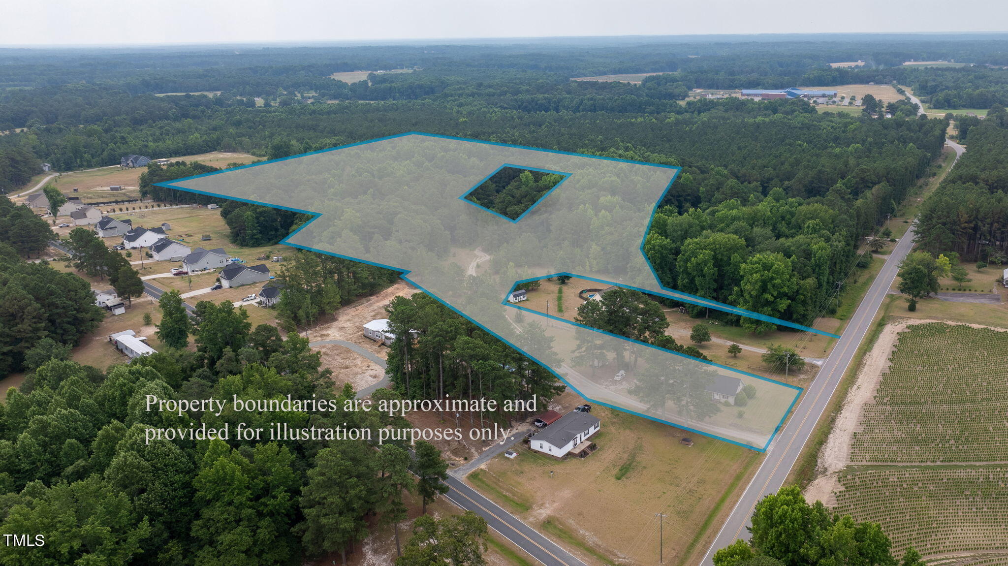 main property photo 3