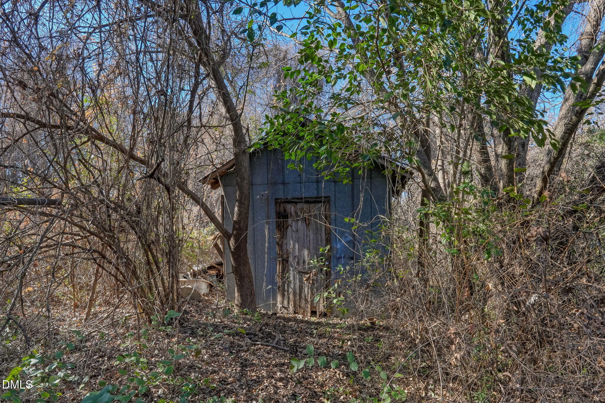 main property photo 12