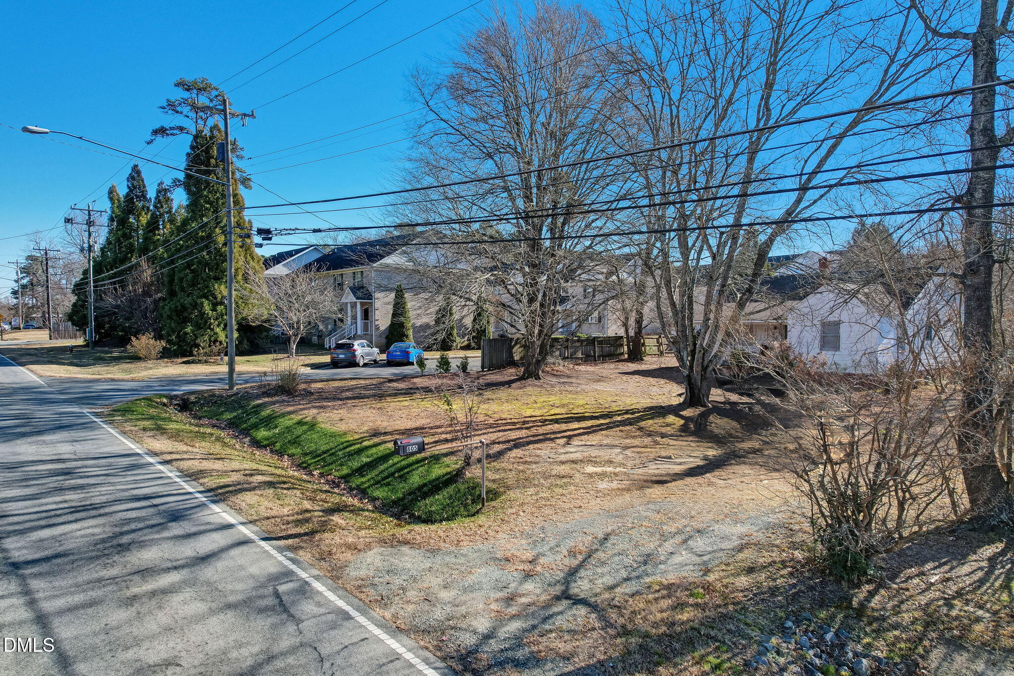 main property photo 9