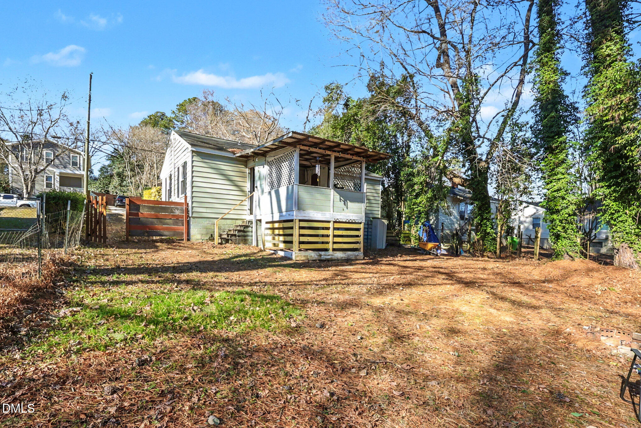 main property photo 21
