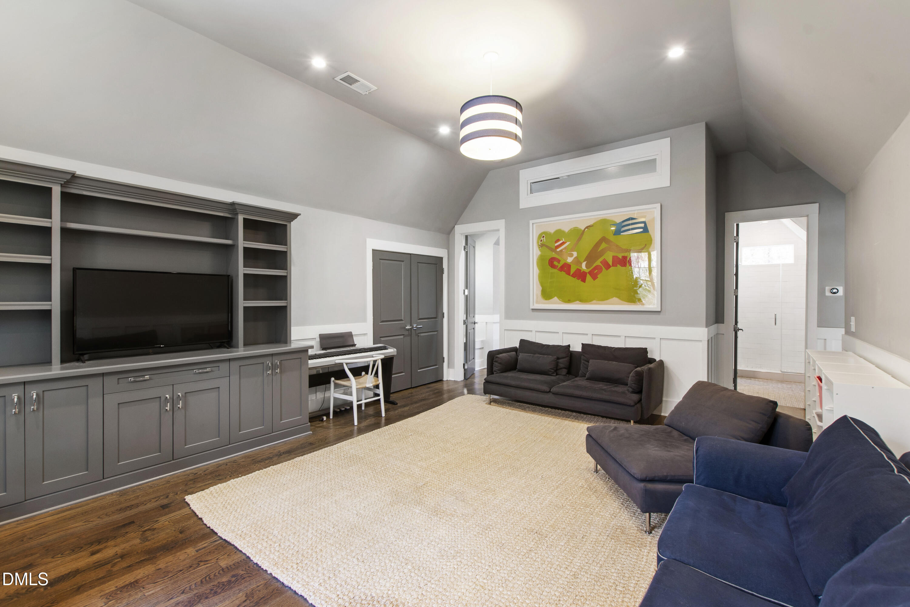 property viewer photo 34