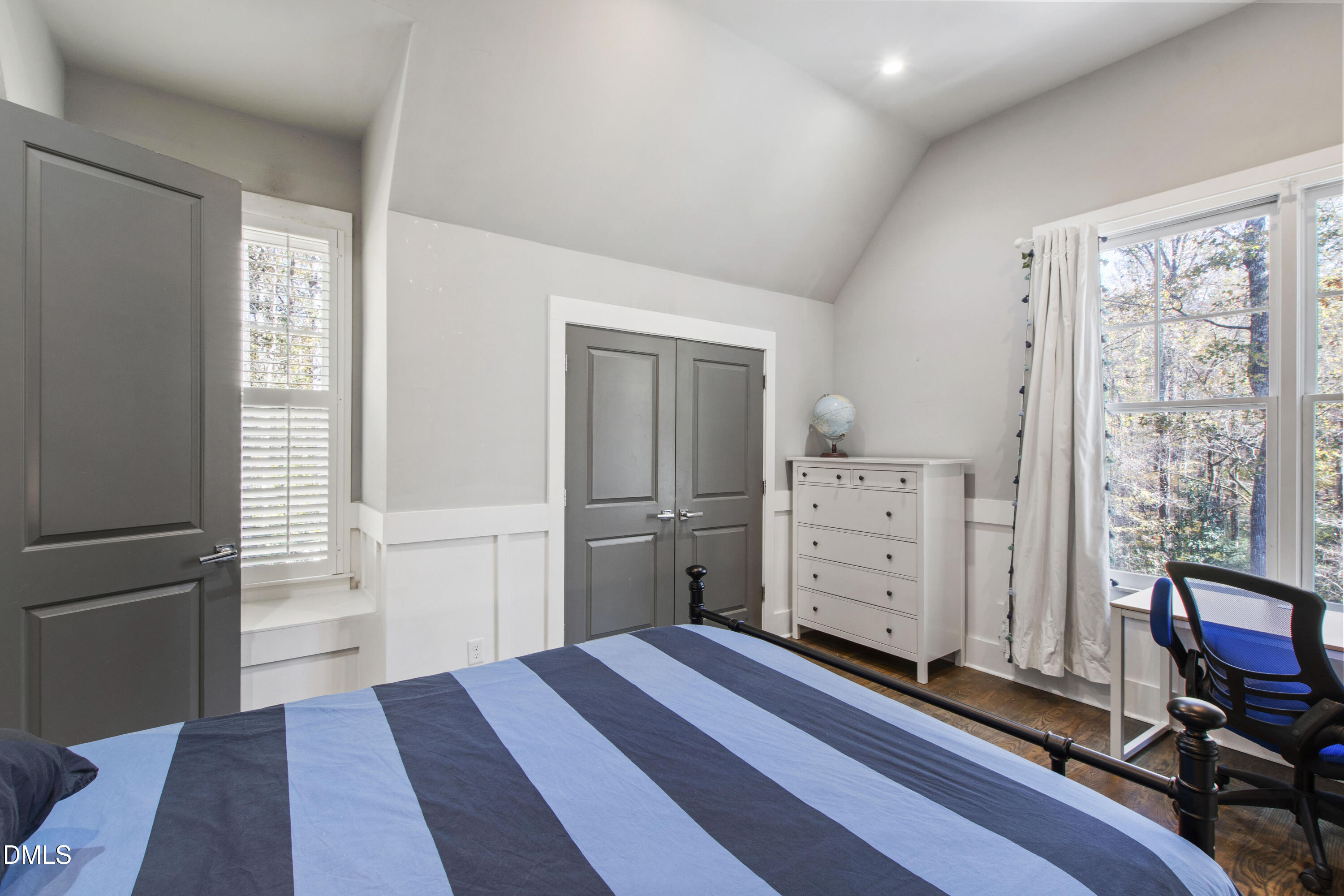 property viewer photo 37