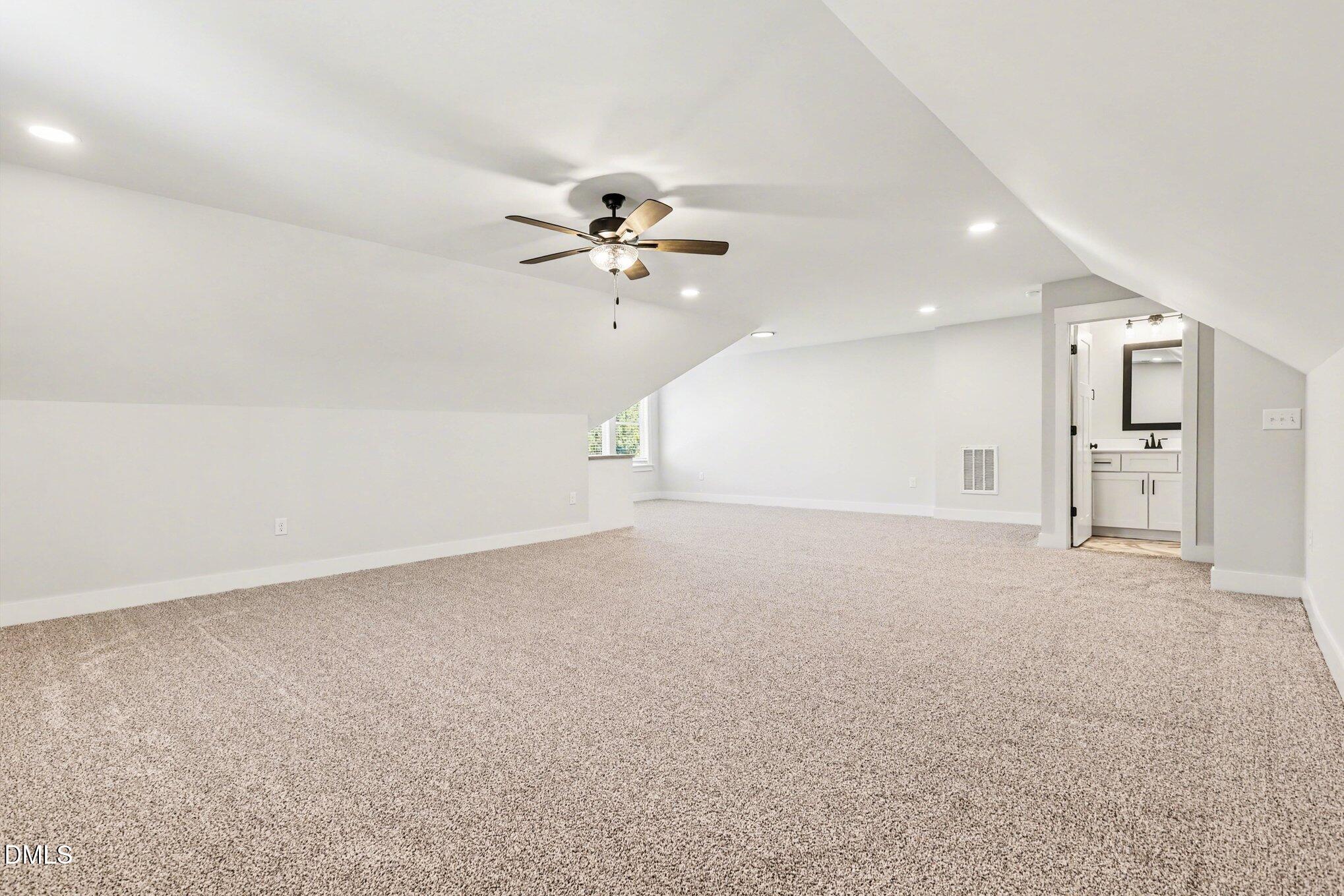 property viewer photo 21