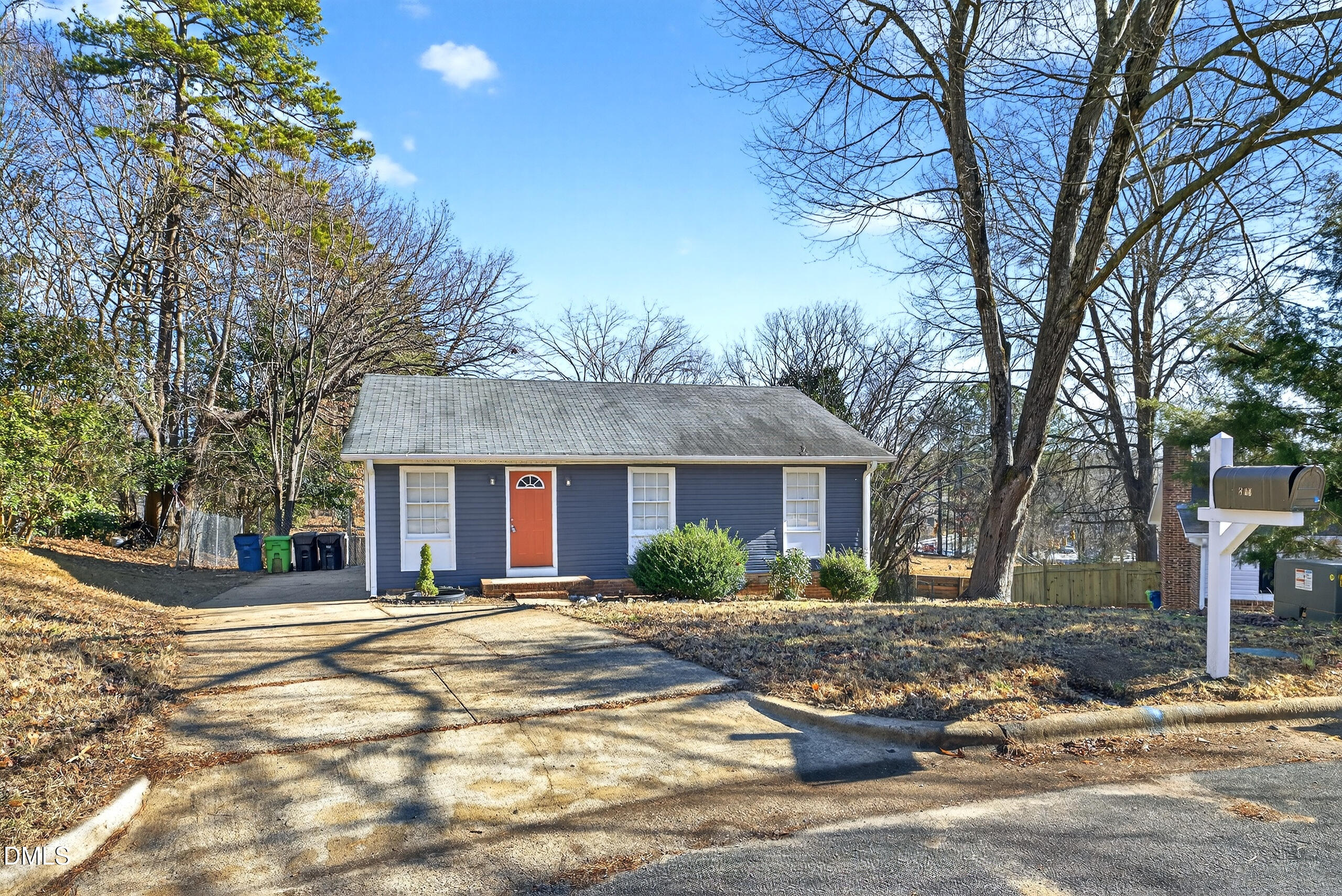 main property photo 39